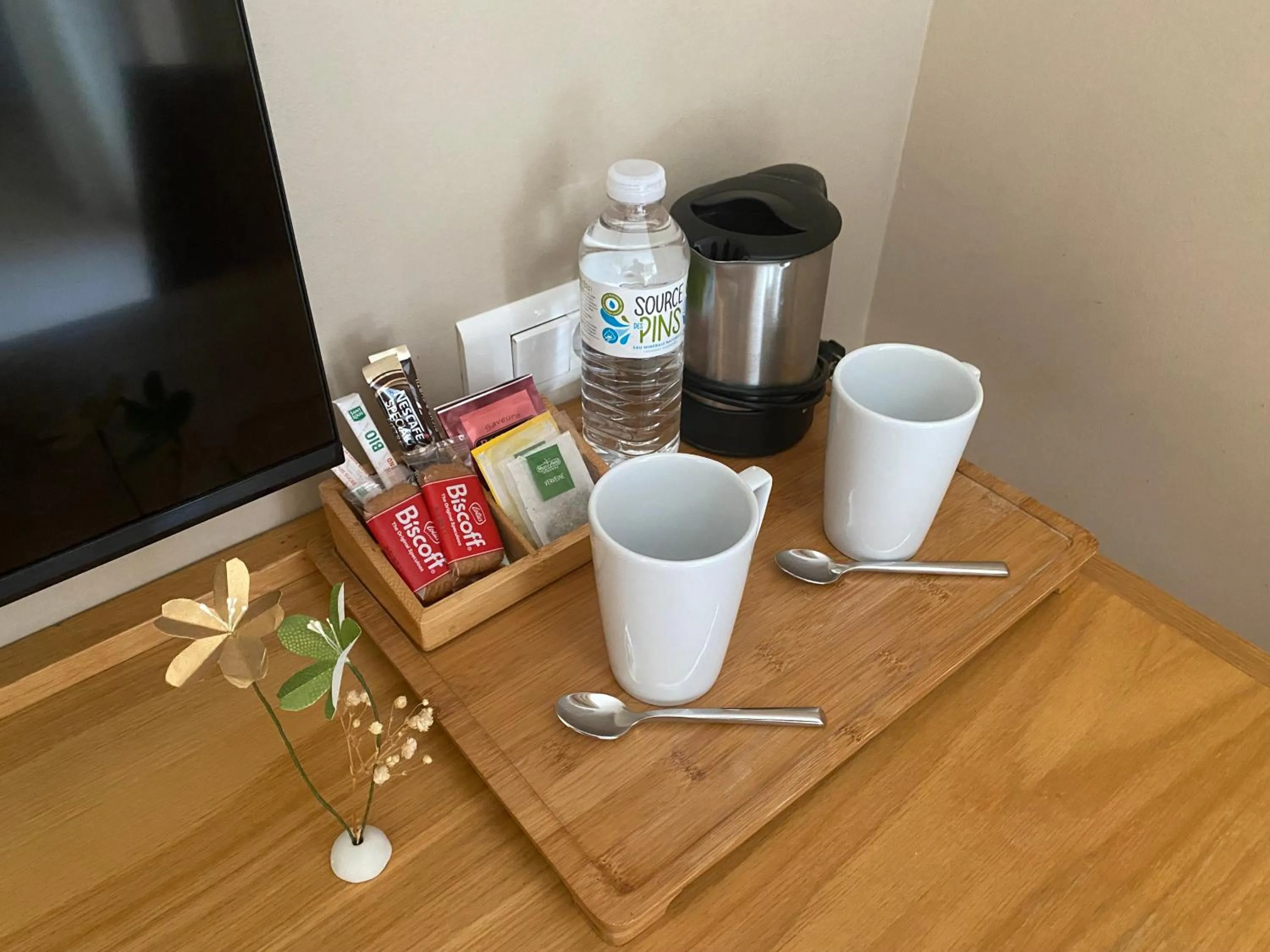 Coffee/tea facilities in Hôtel Les Esclargies