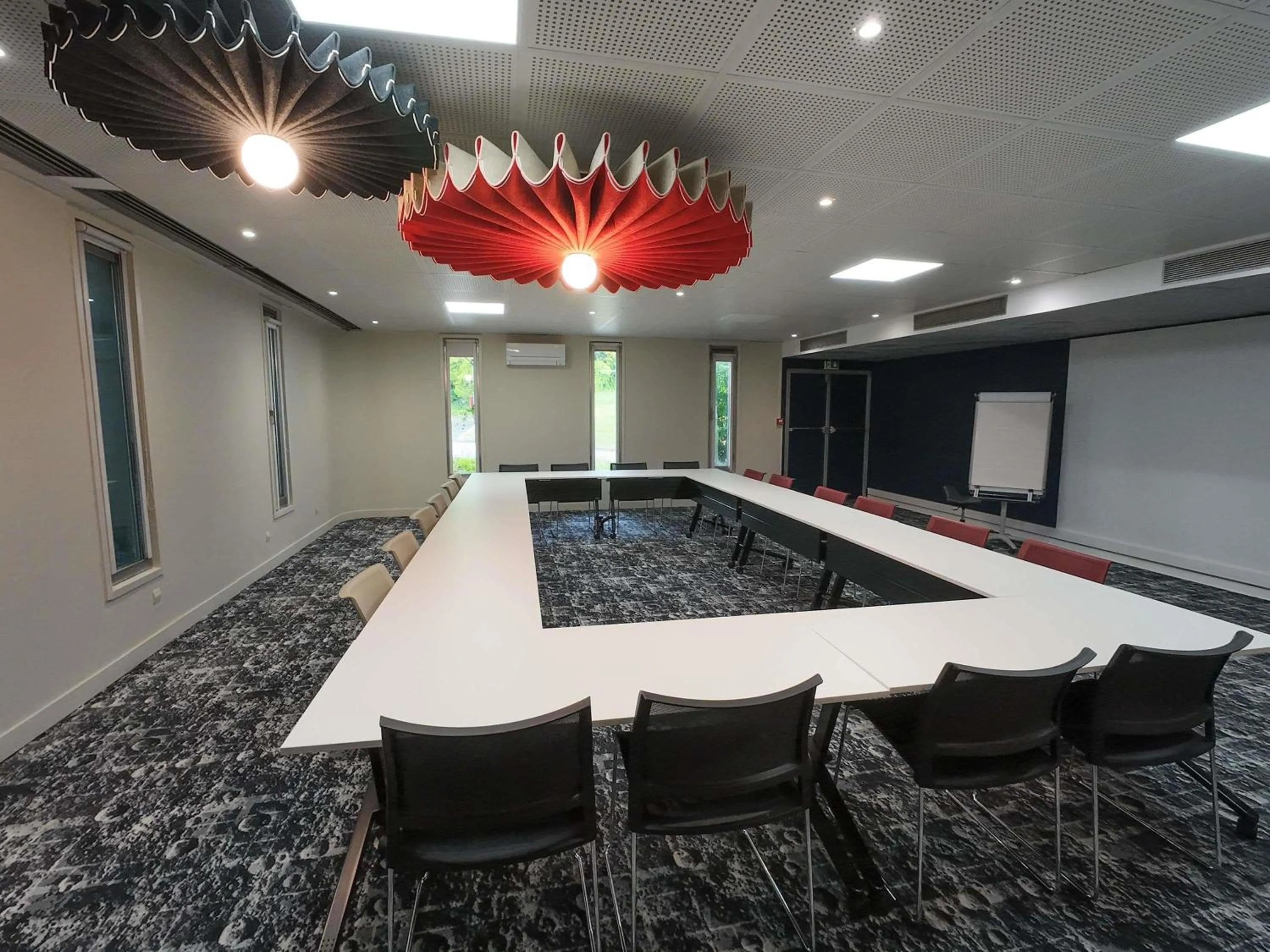 Meeting/conference room in ibis Lyon Est Bron