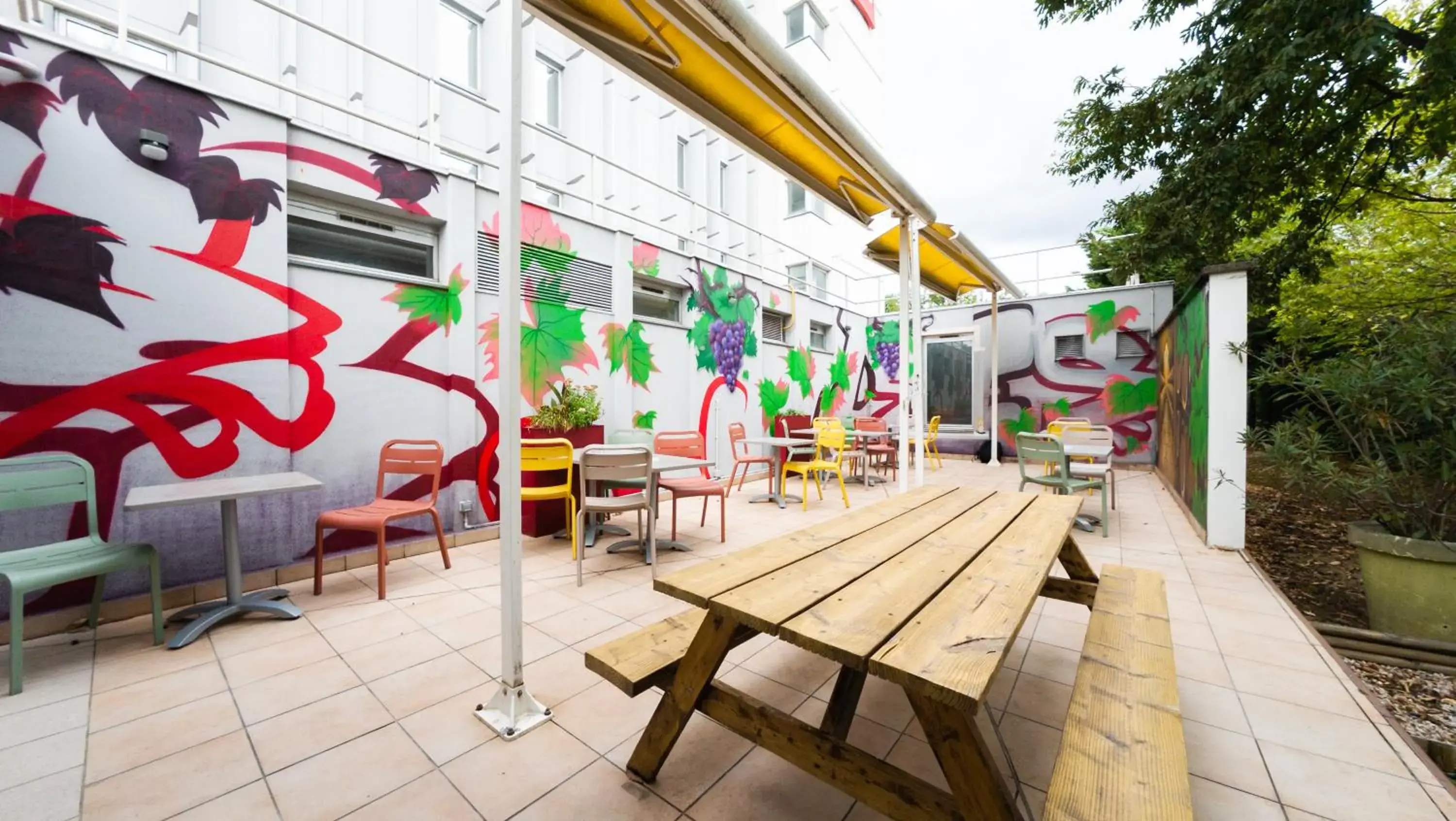 Restaurant/places to eat in ibis Lyon Est Bron Restaurant/places to eat in ibis Lyon Est Bron