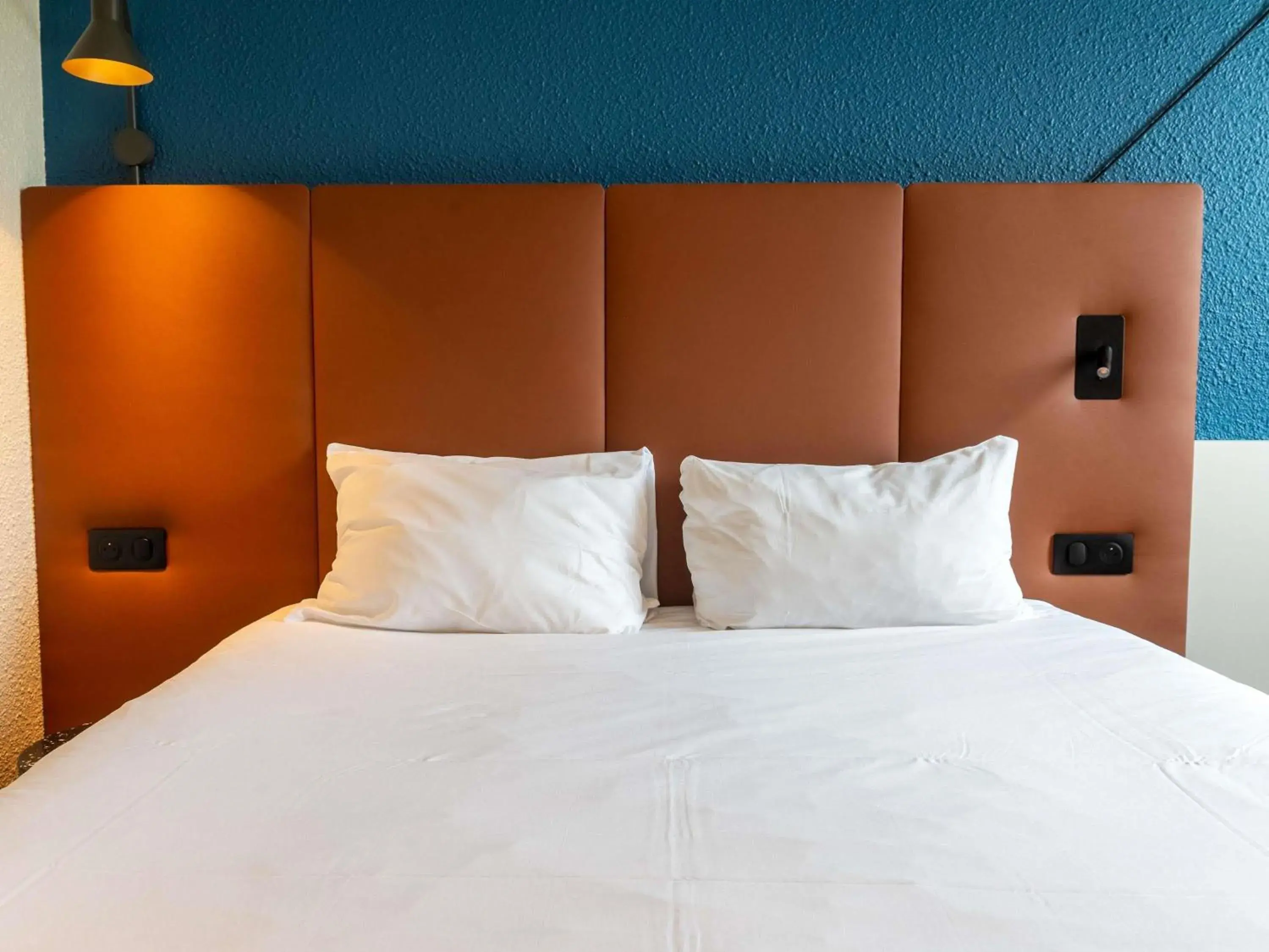 Bedroom, Bed in ibis Lyon Est Bron Bedroom, Bed in ibis Lyon Est Bron