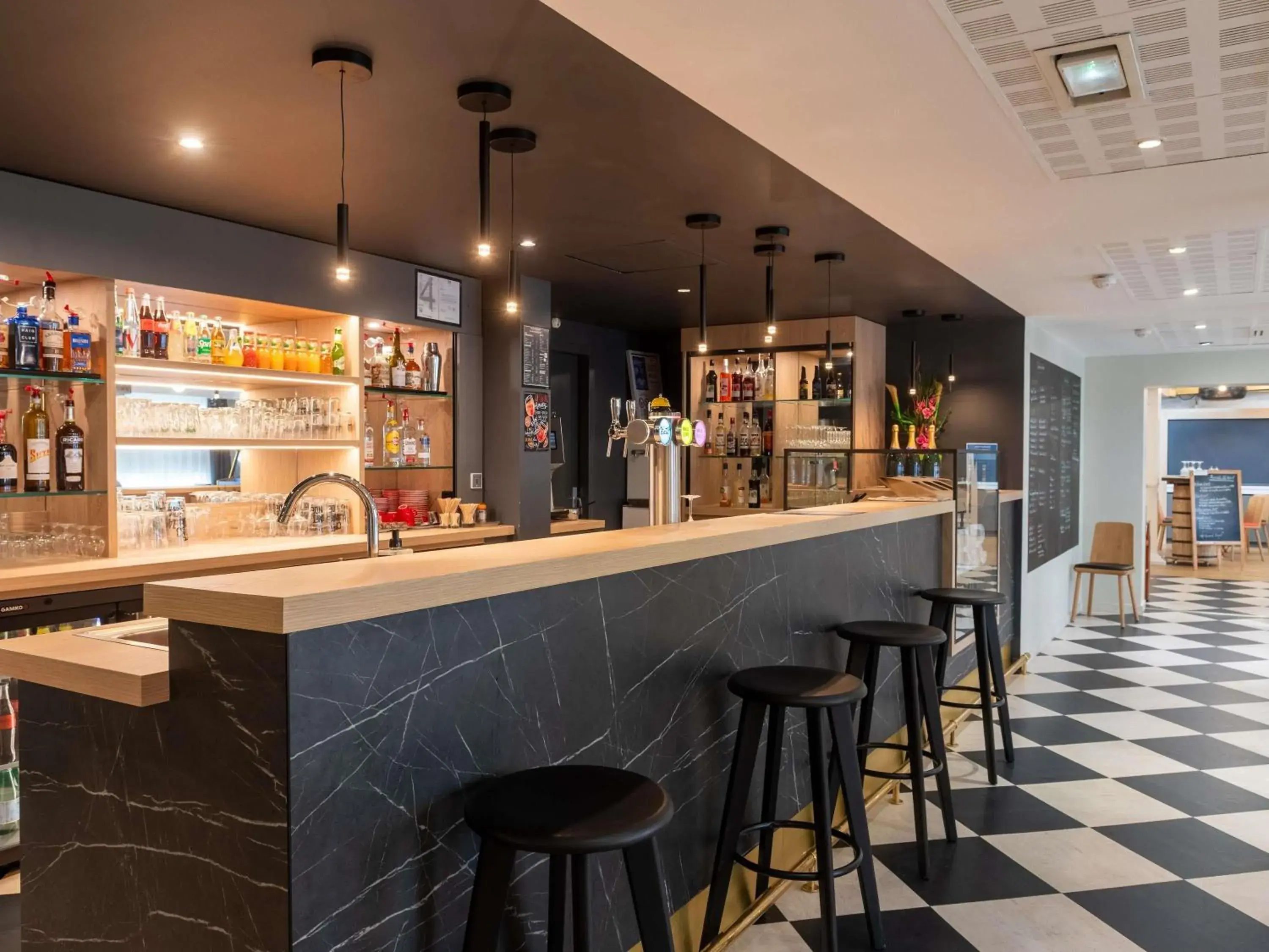 Lounge or bar in ibis Lyon Est Bron Lounge or bar in ibis Lyon Est Bron