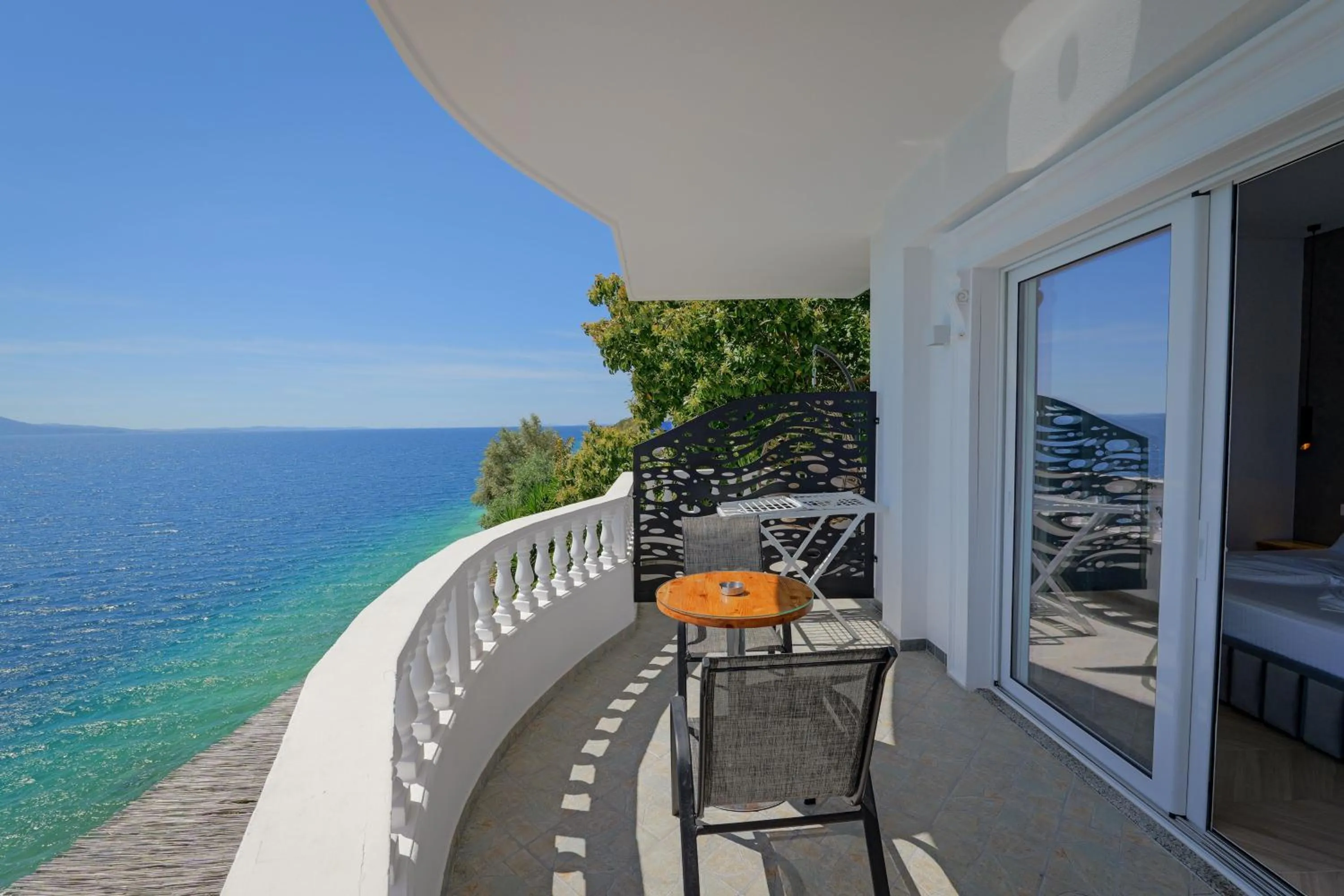 Day in Villa Juna Beach