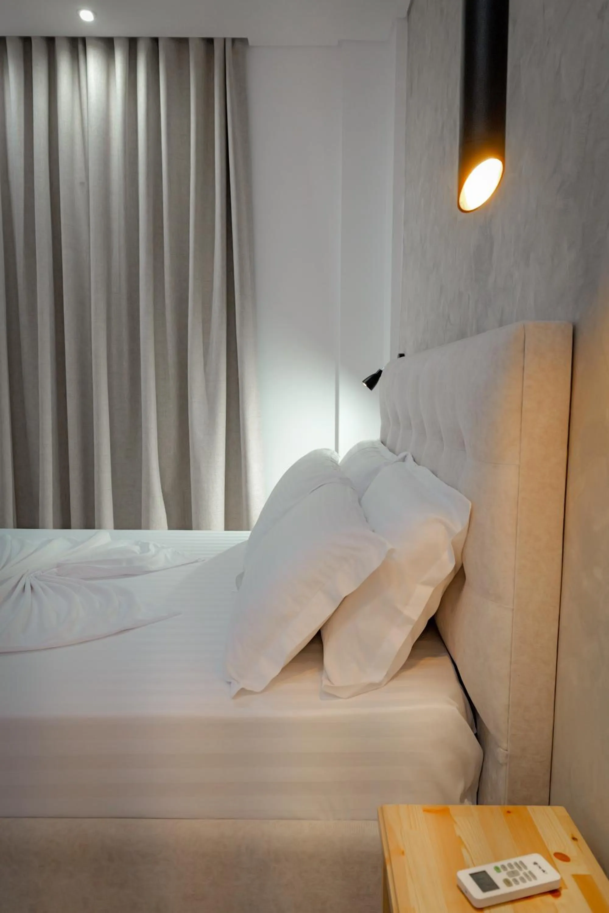 Bed in Villa Juna Beach