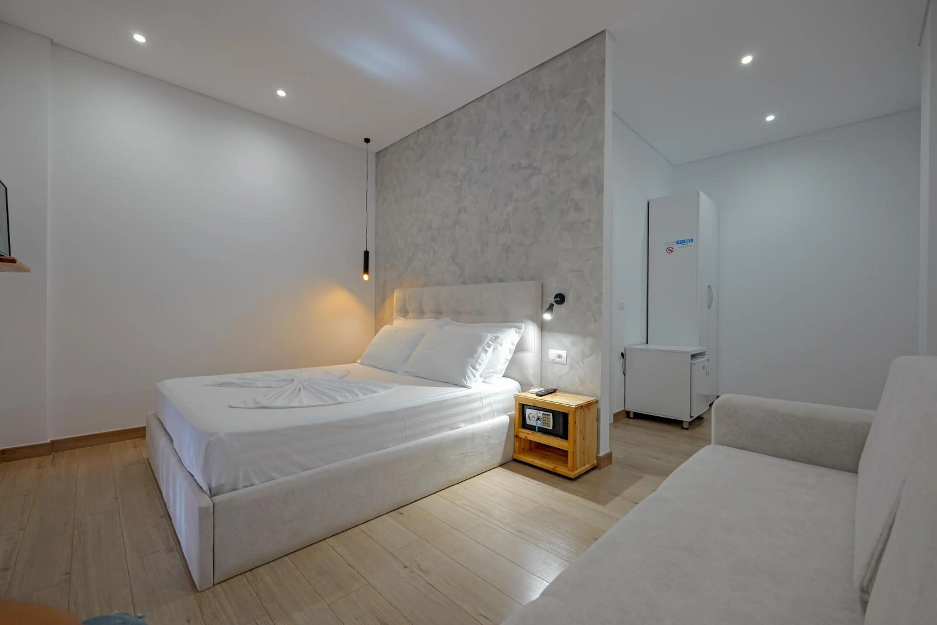 Bed in Villa Juna Beach