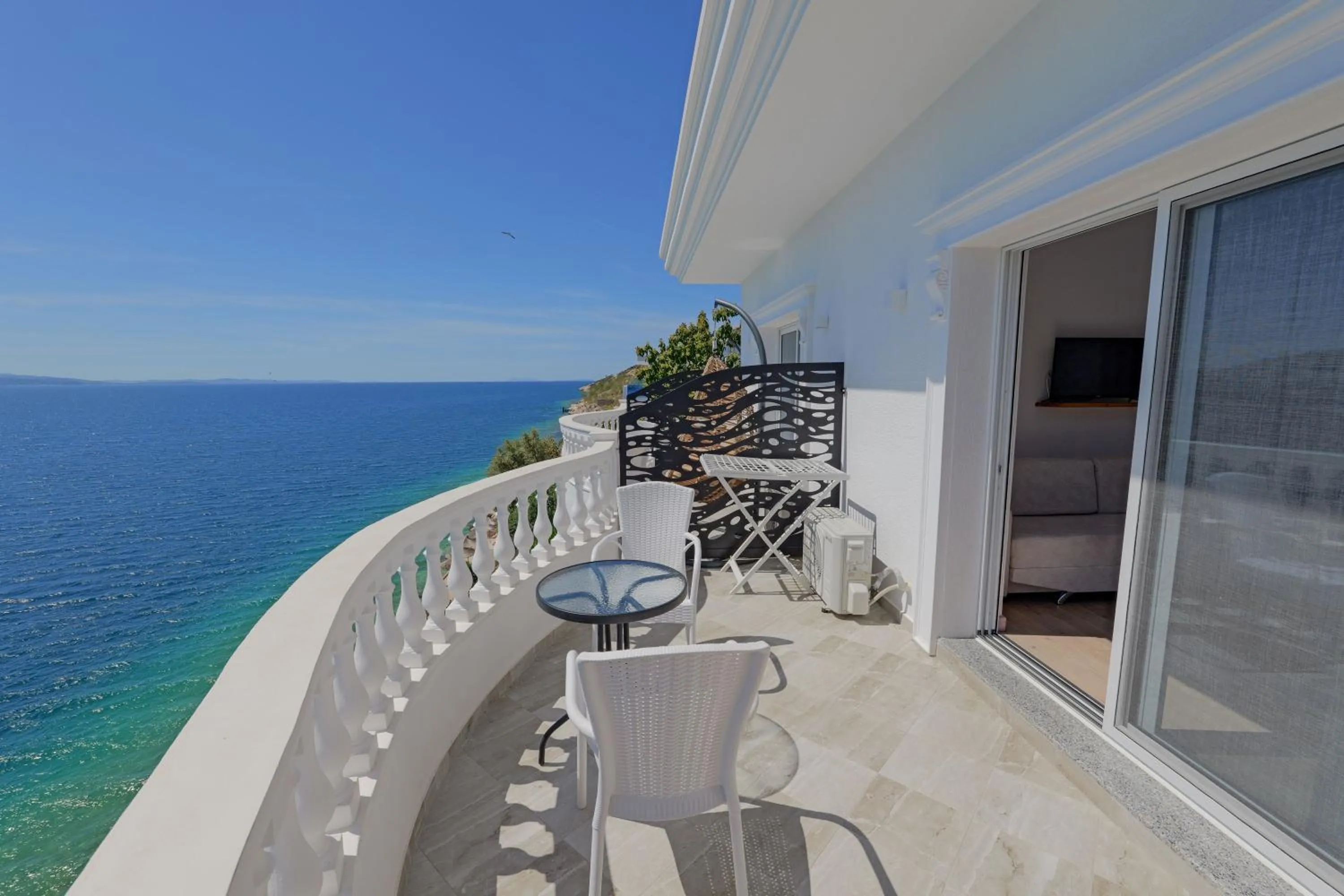 Balcony/Terrace in Villa Juna Beach