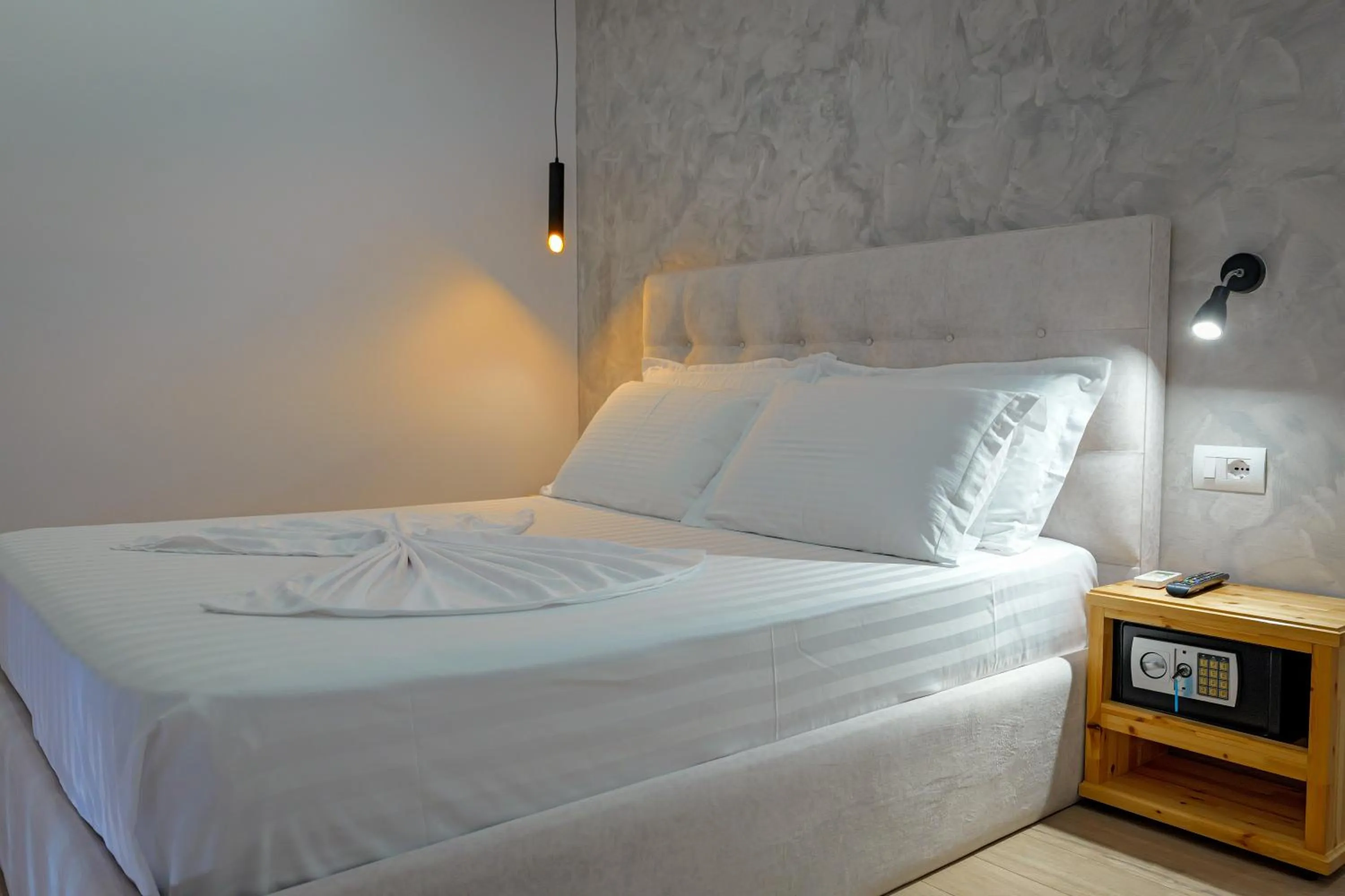 Bed in Villa Juna Beach