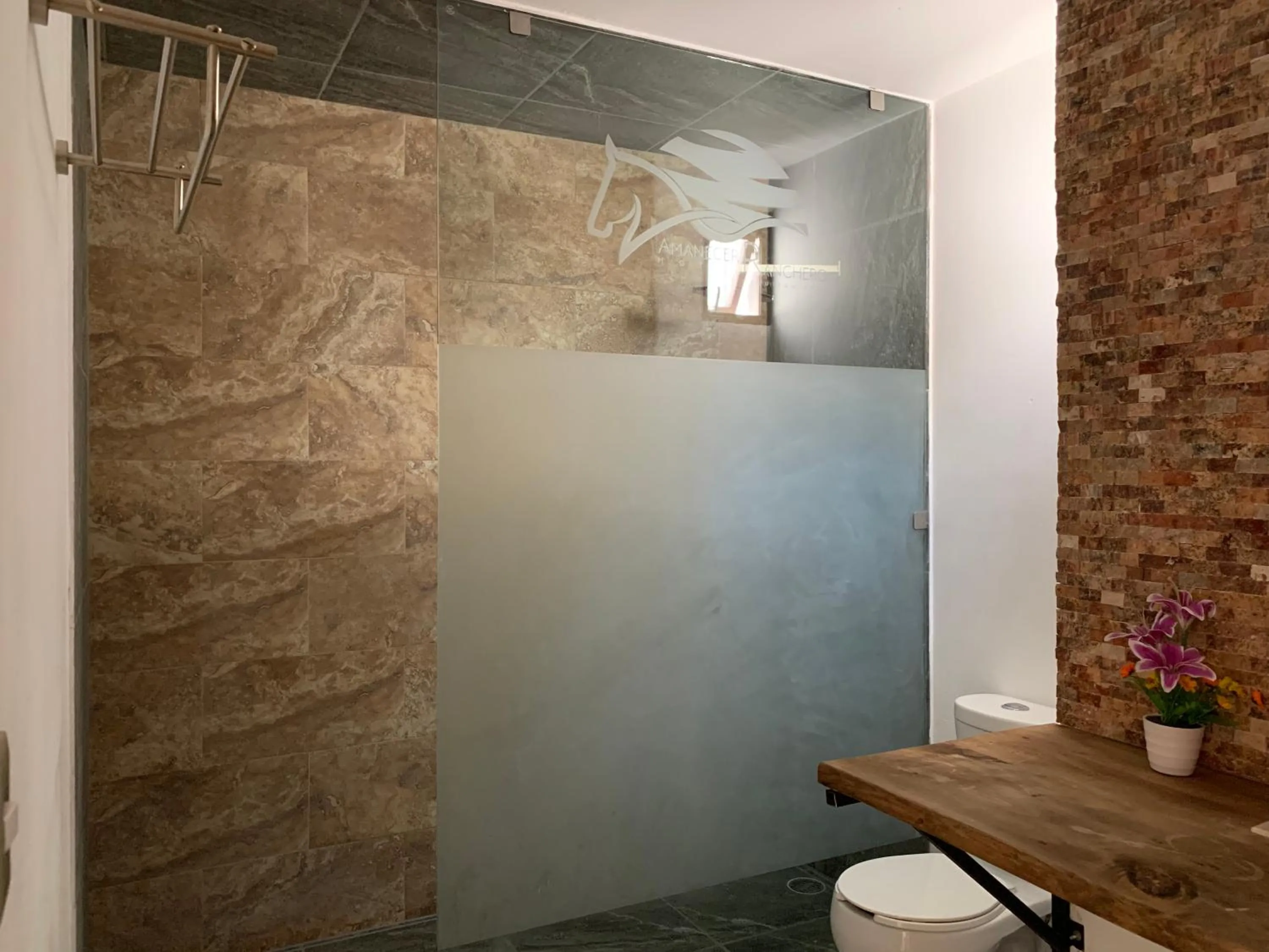 Bathroom in Amanecer Ranchero