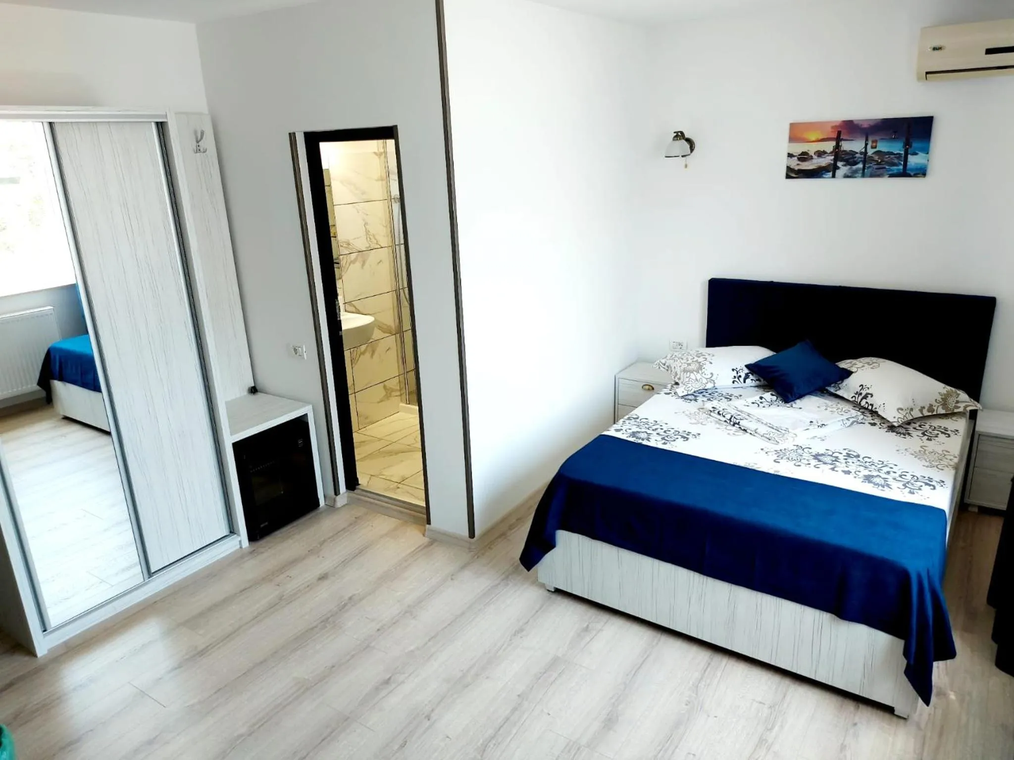 Photo of the whole room, Bed in Vila Coty