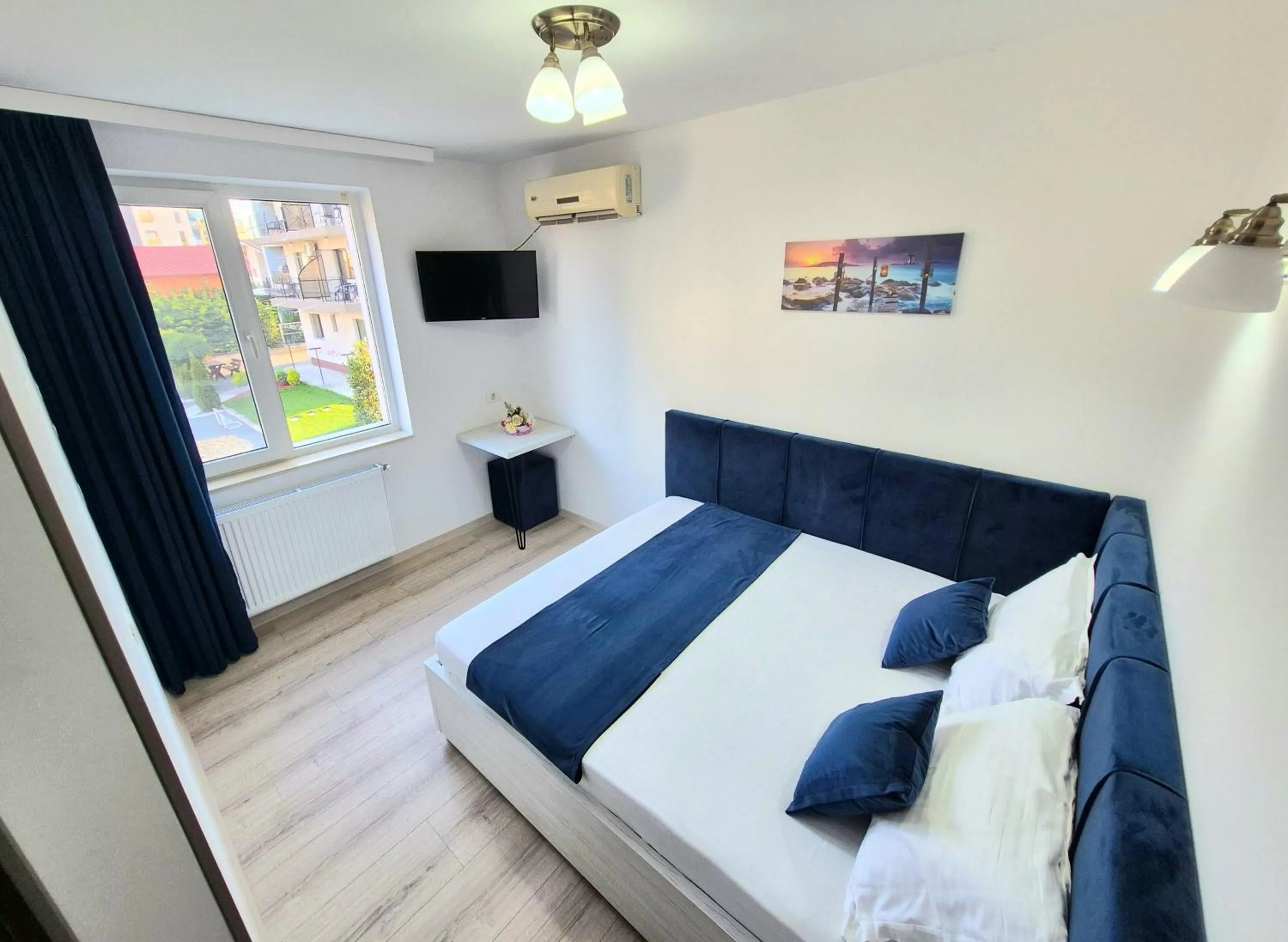 Photo of the whole room, Bed in Vila Coty