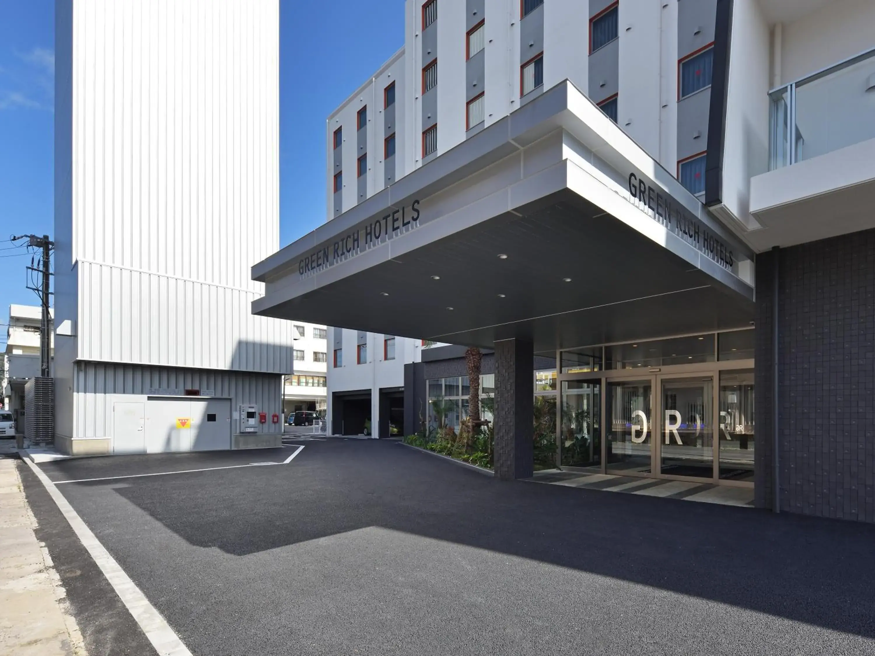 Property building in Green Rich Hotel Okinawa Nago (Artificial hot spring Futamata Yunohana) Property building in Green Rich Hotel Okinawa Nago (Artificial hot spring Futamata Yunohana)