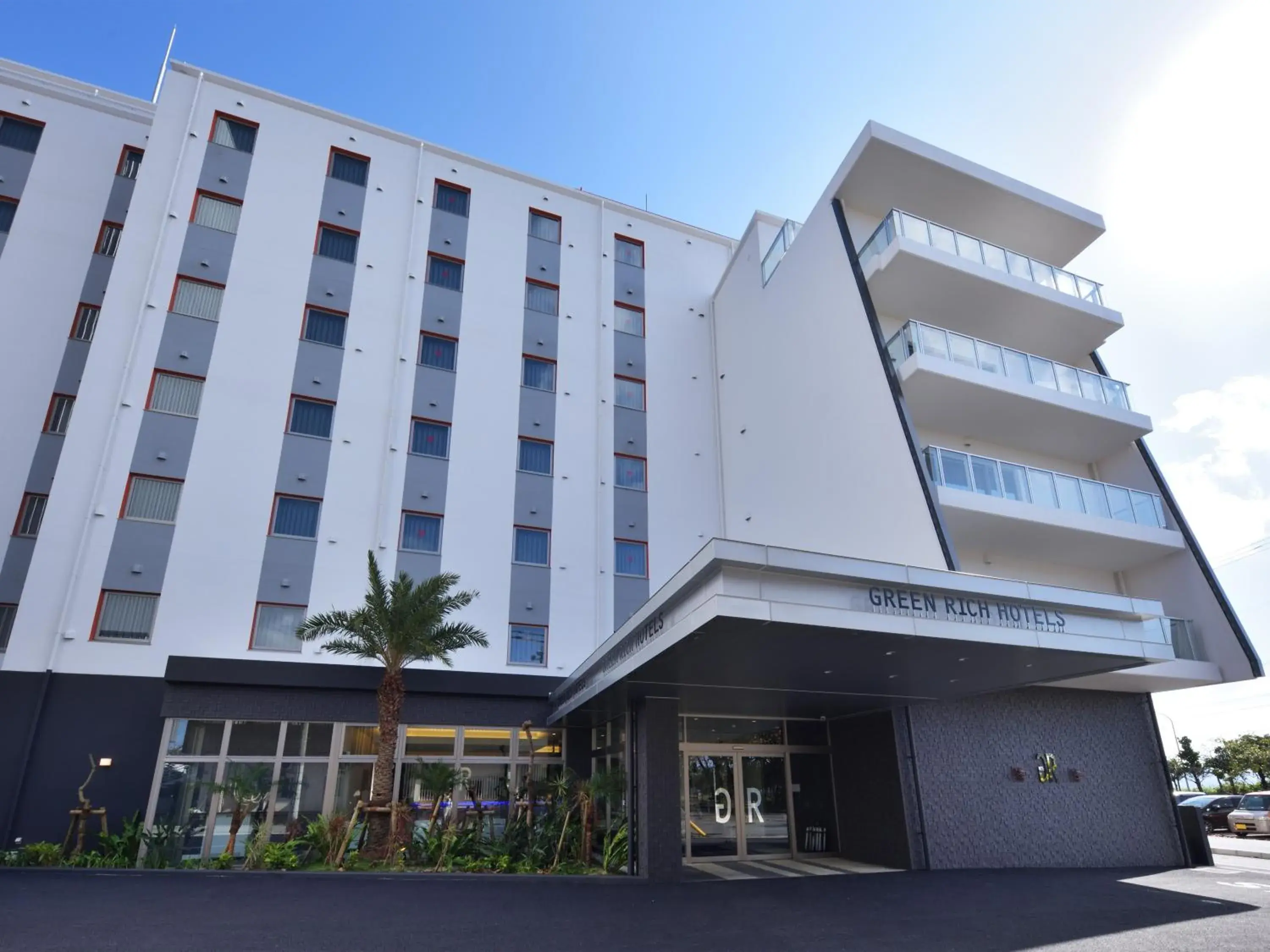 Property building in Green Rich Hotel Okinawa Nago (Artificial hot spring Futamata Yunohana) Property building in Green Rich Hotel Okinawa Nago (Artificial hot spring Futamata Yunohana)