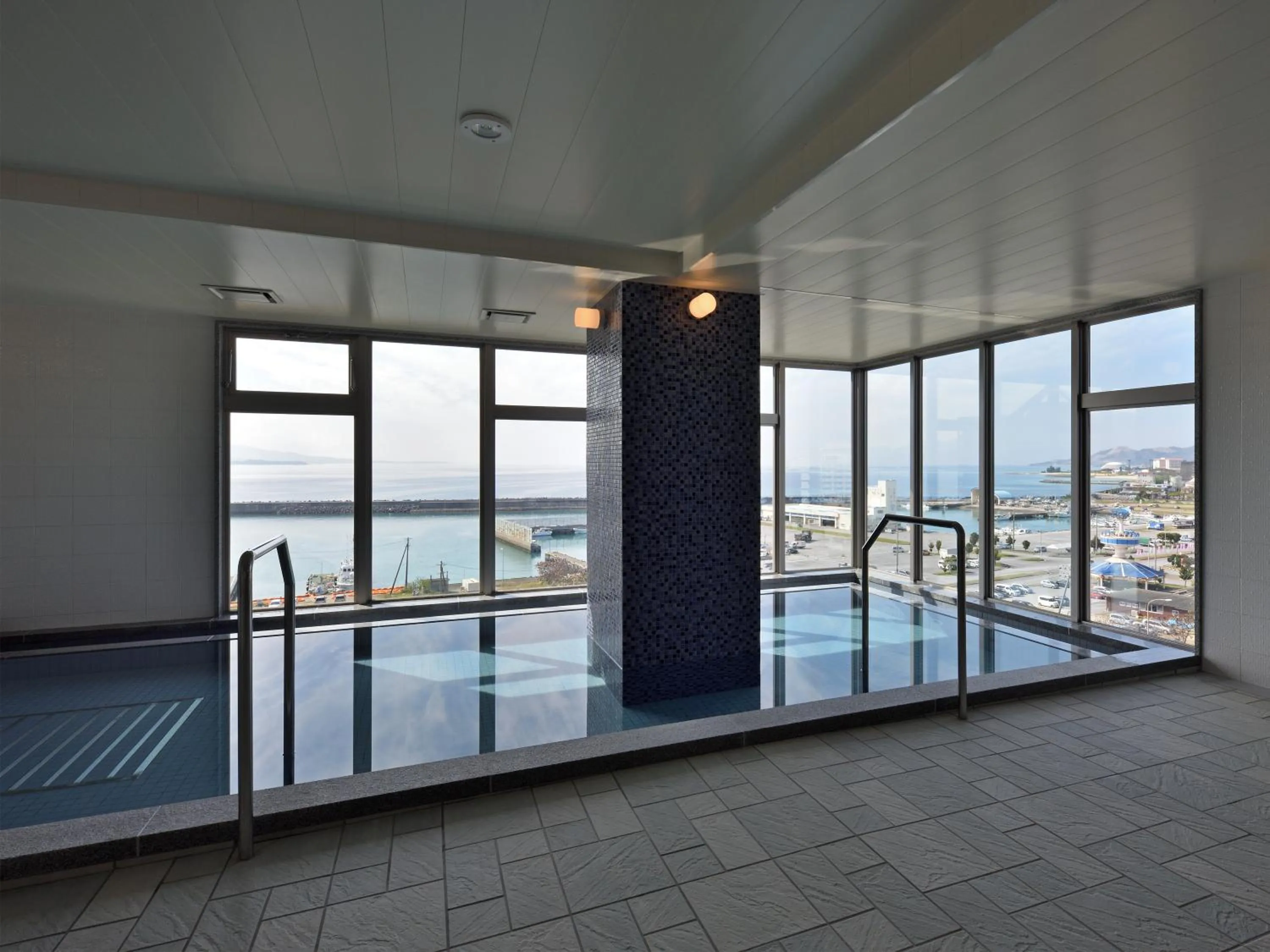 Public Bath in Green Rich Hotel Okinawa Nago (Artificial hot spring Futamata Yunohana)