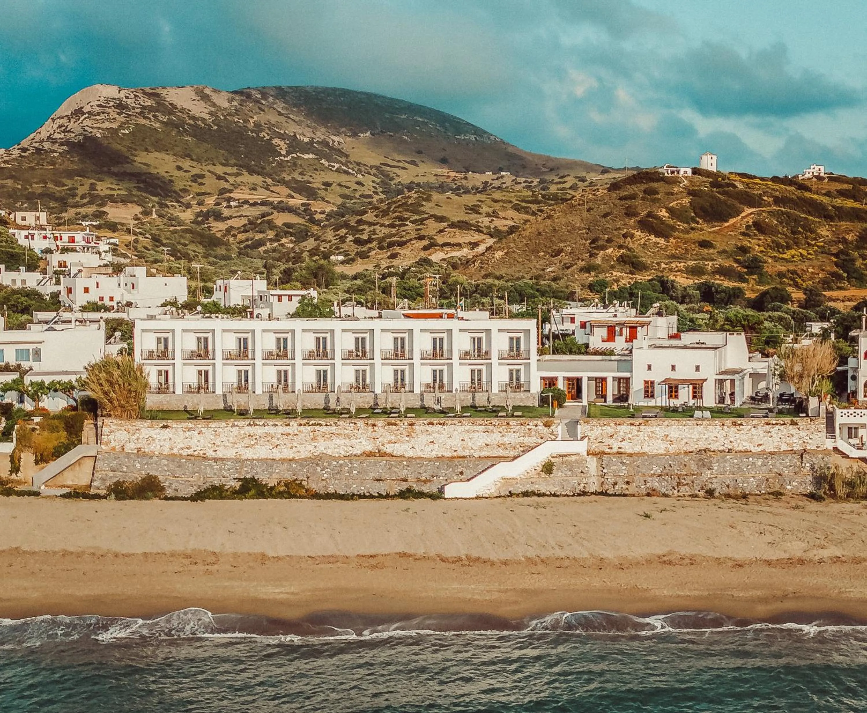 Beach in Hydroussa Skyros