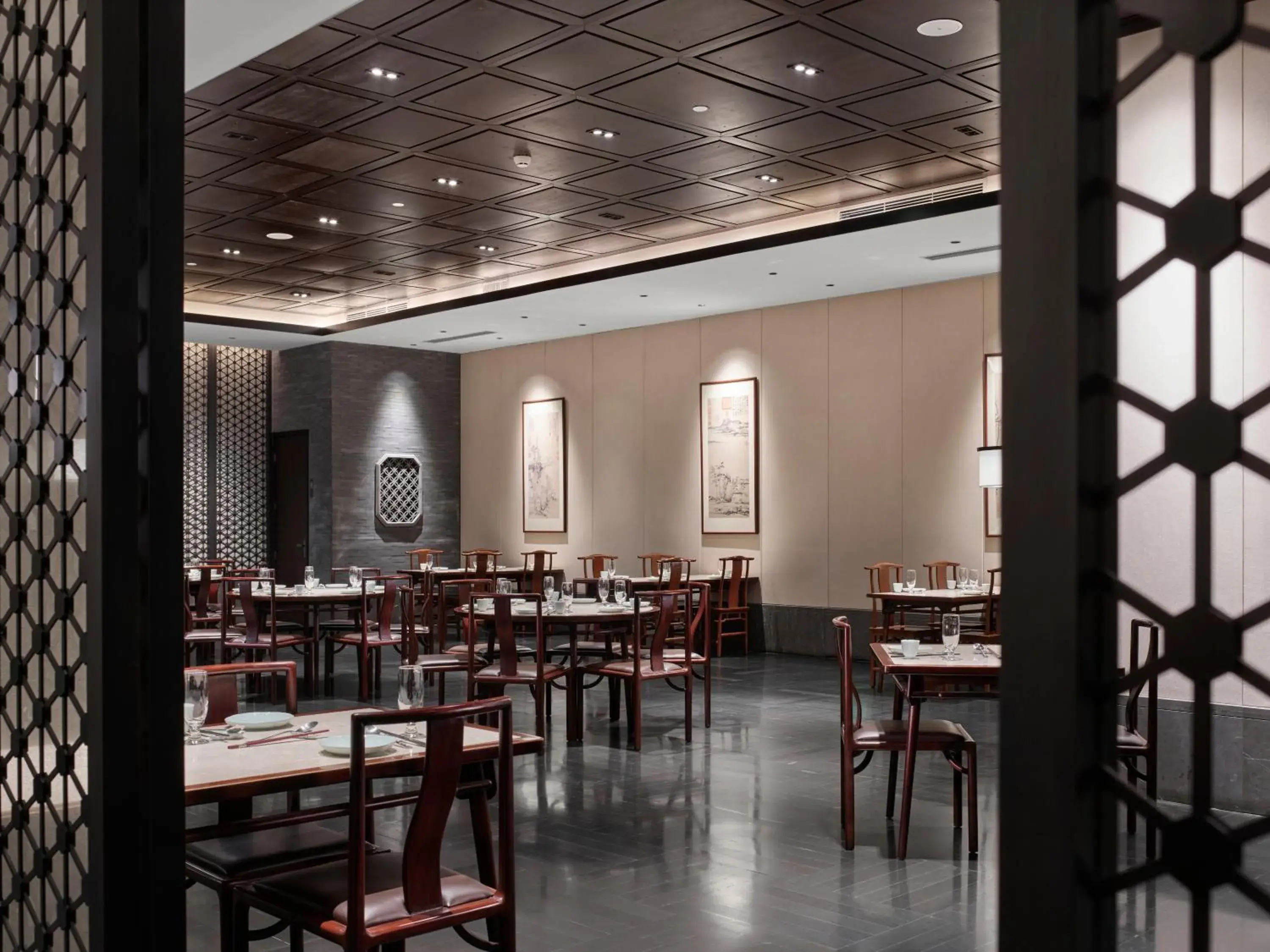 Restaurant/places to eat in Beijing Poly Plaza Hotel Restaurant/places to eat in Beijing Poly Plaza Hotel