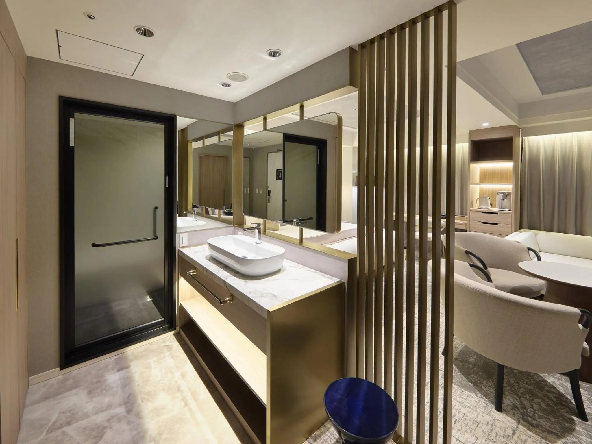 Photo of the whole room, Bed in Hotel Villa Fontaine Grand Tokyo-Roppongi