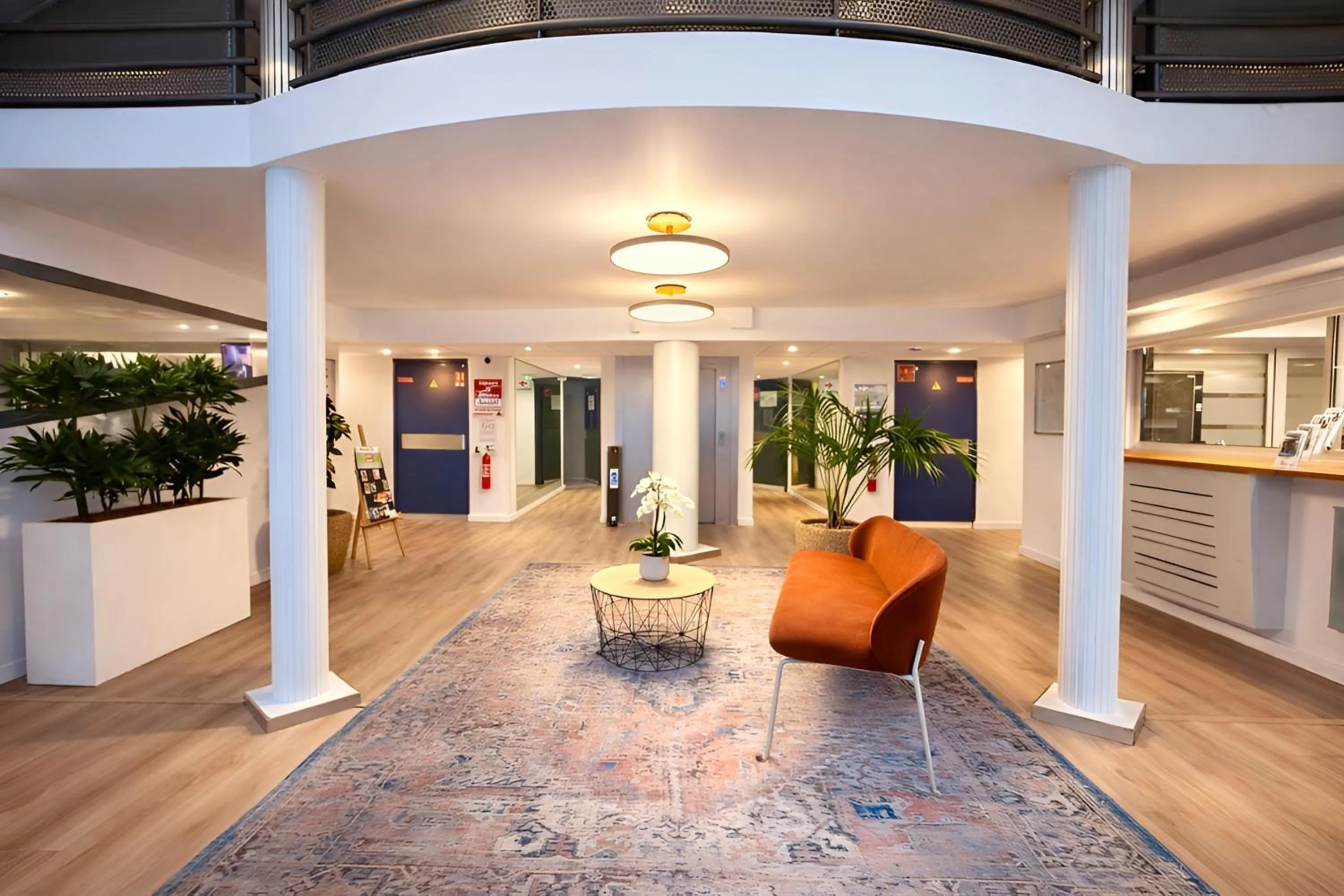 Seating area in Séjours & Affaires Bordeaux de L'Yser