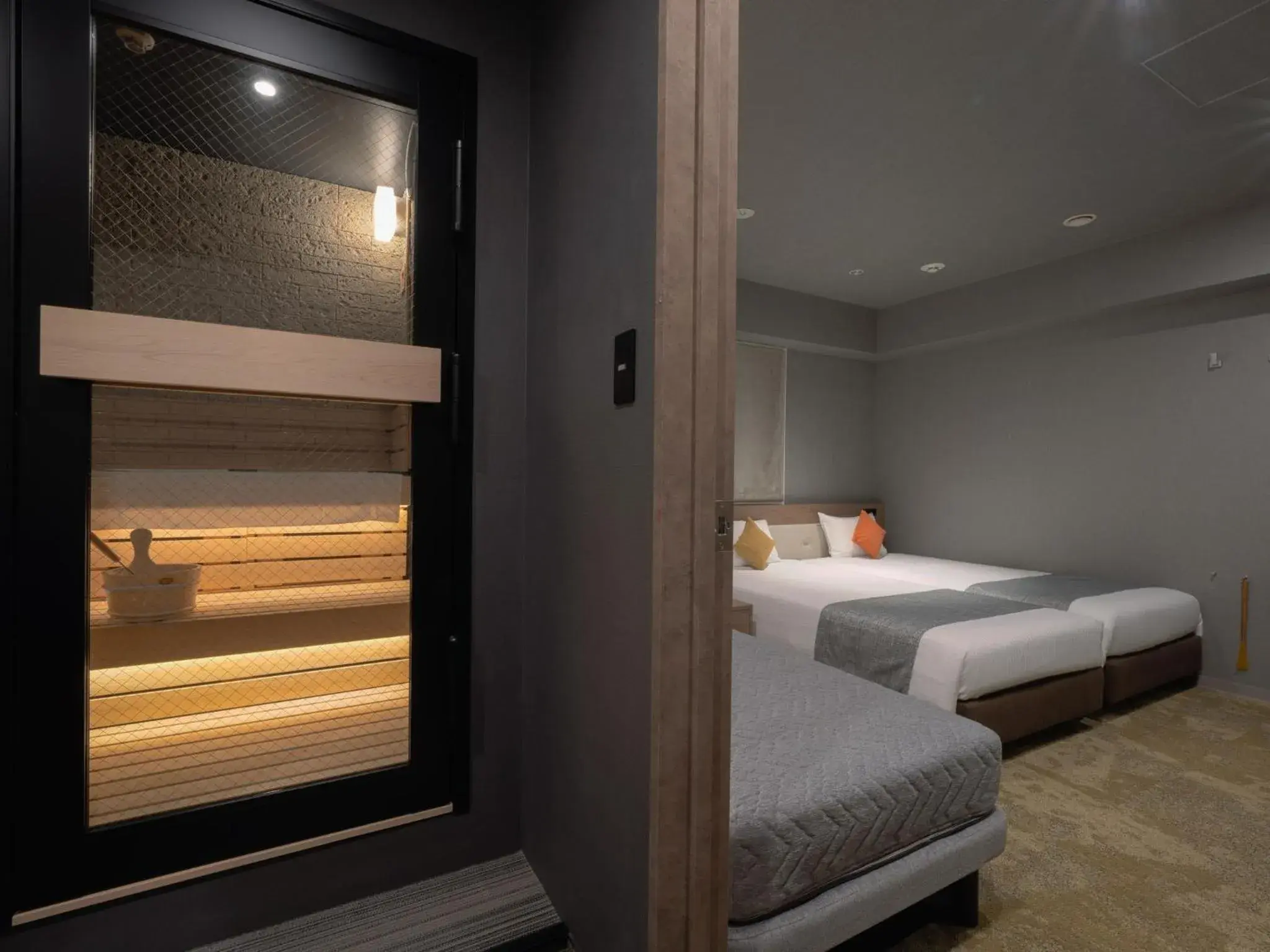 Photo of the whole room, Bed in Hotel Villa Fontaine Tokyo-Shinjuku Photo of the whole room, Bed in Hotel Villa Fontaine Tokyo-Shinjuku