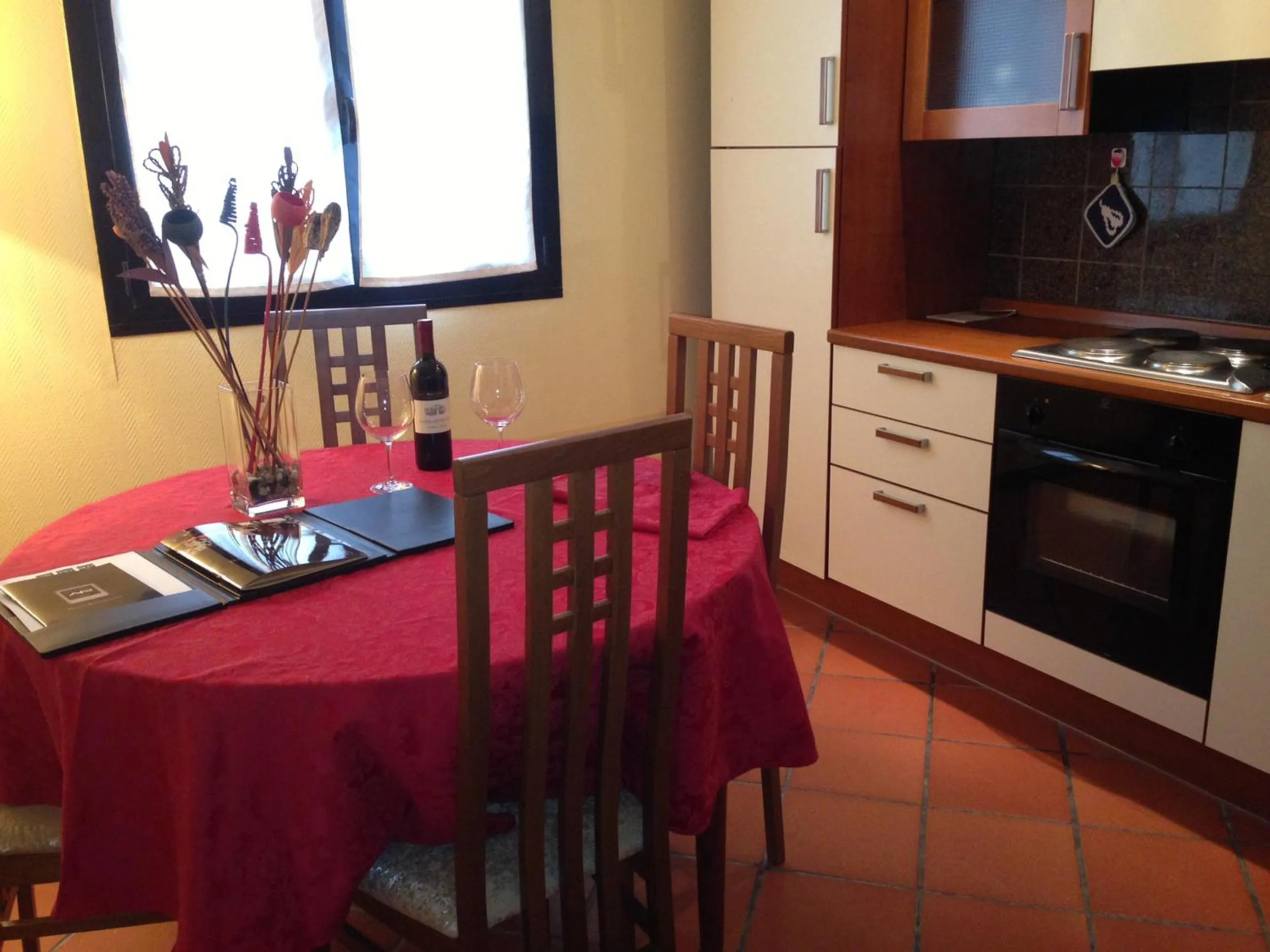 Kitchen or kitchenette in Aksai Residence