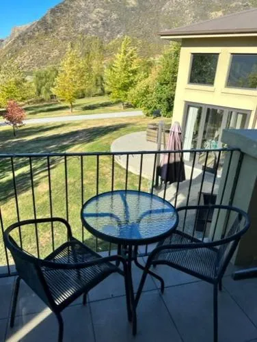 Gibbston House Boutique B&B
