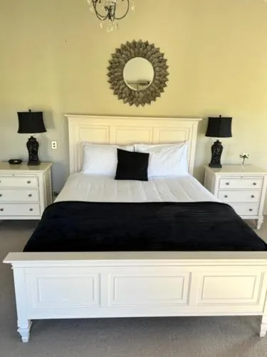 Gibbston House Boutique B&B
