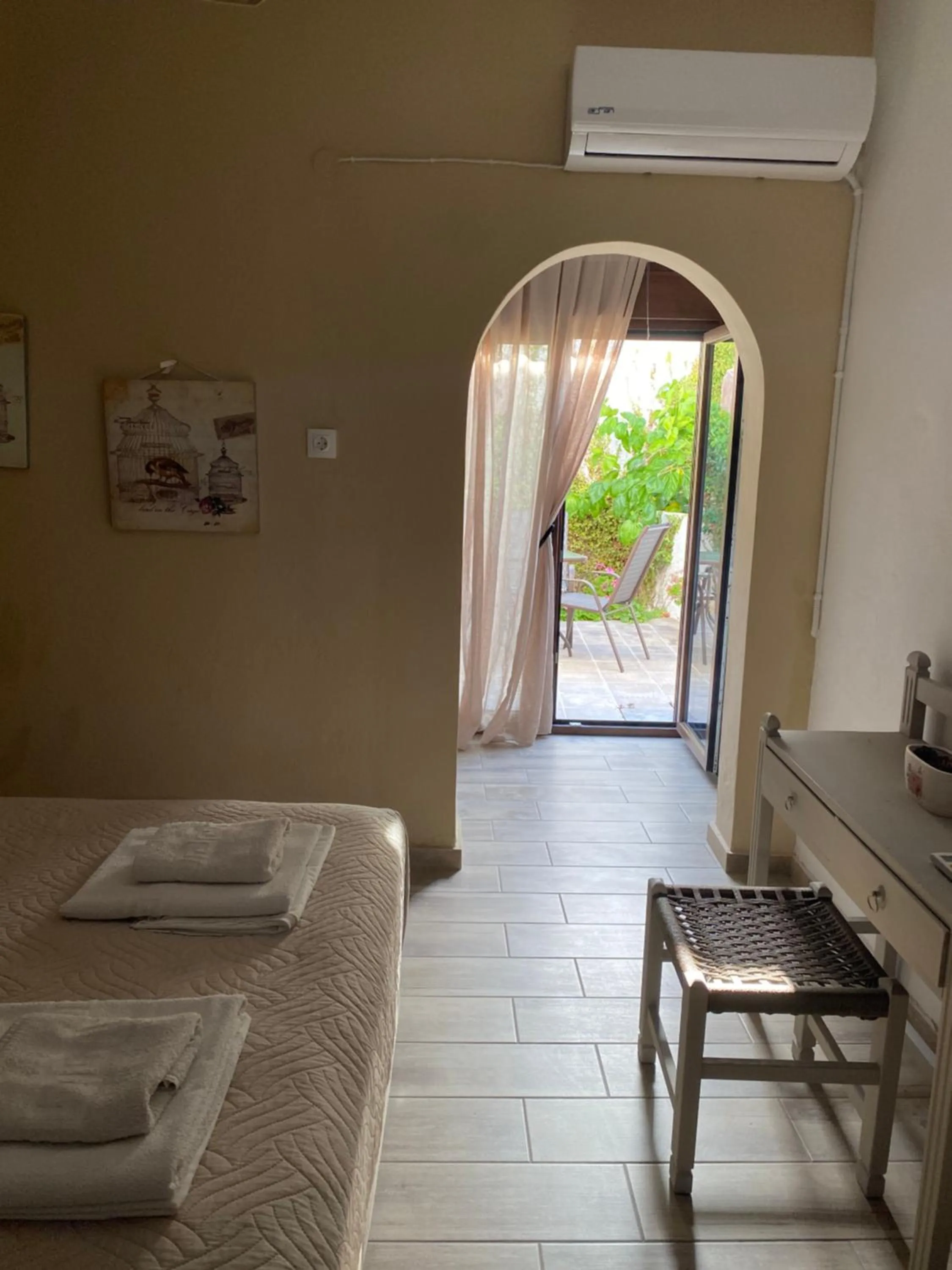 Bedroom, Bed in Kasteli Studios & Apartments