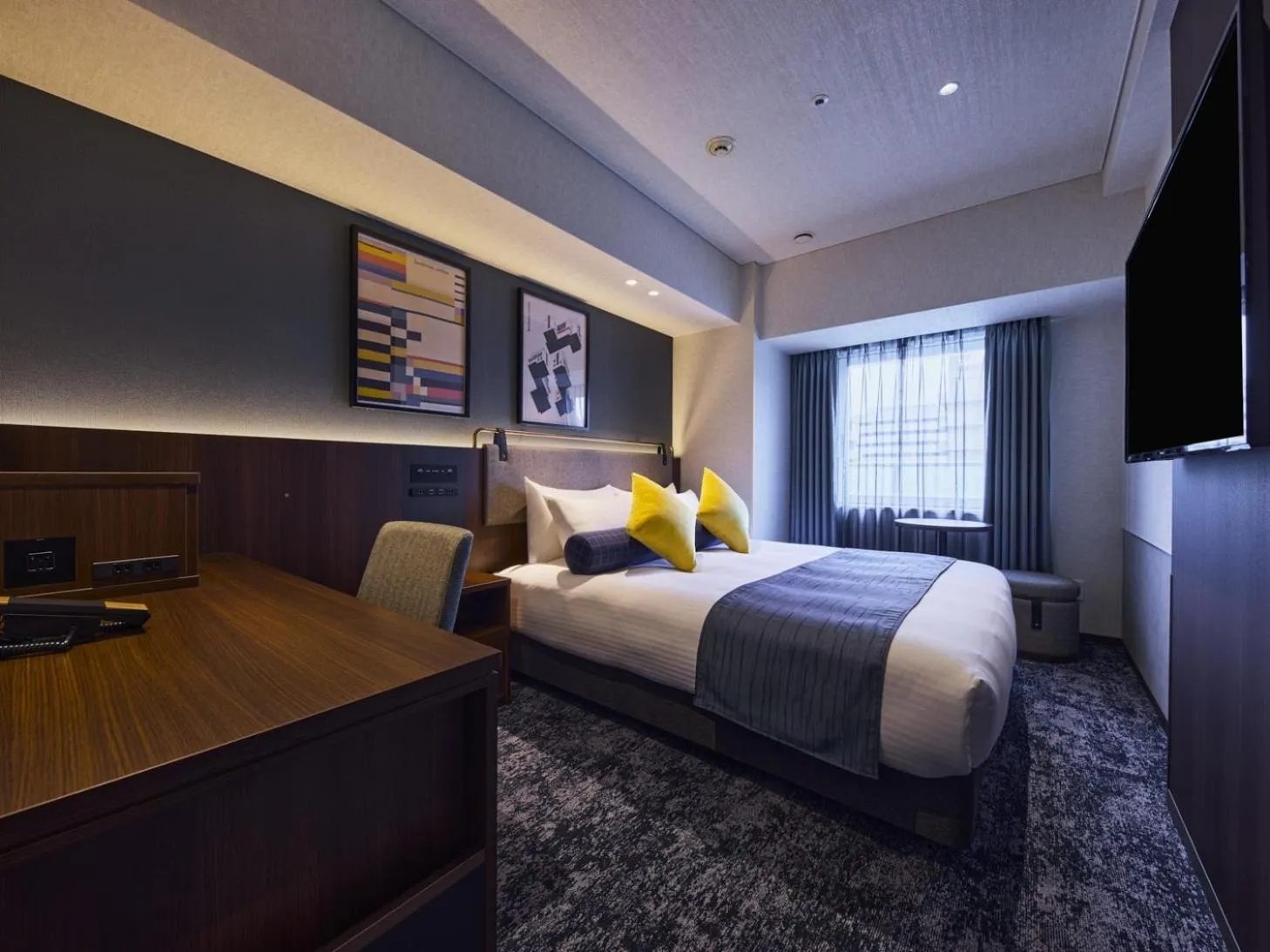 Photo of the whole room, Bed in Hotel Villa Fontaine Kobe Sannomiya