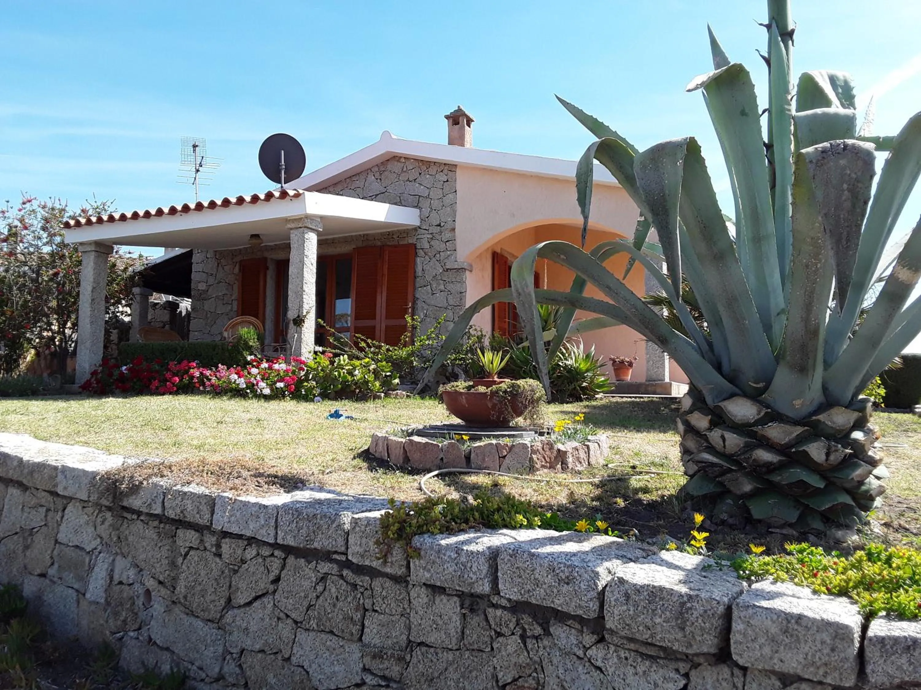 Facade/entrance in Sardinia Beach Apartments