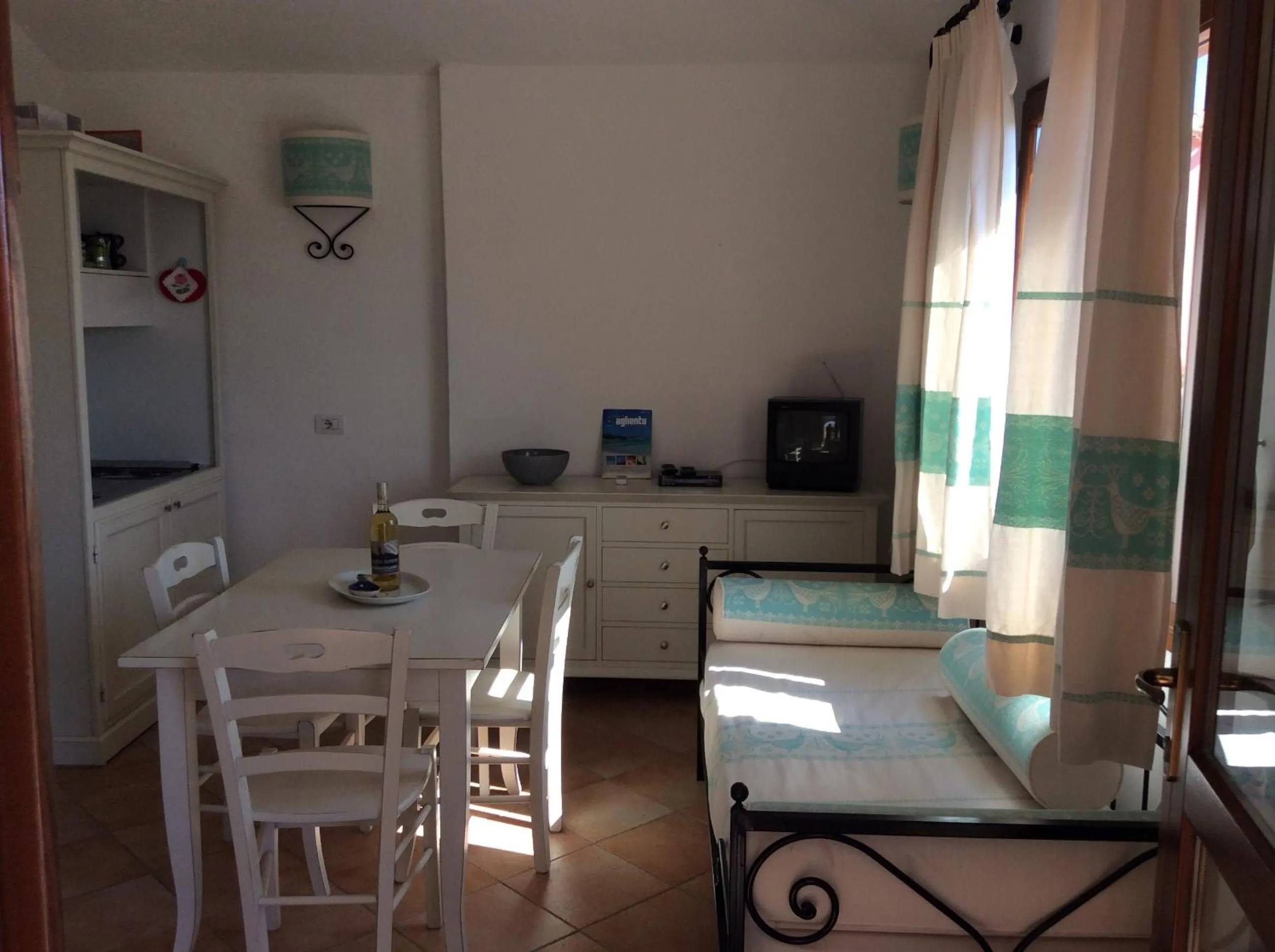 TV and multimedia in Sardinia Beach Apartments