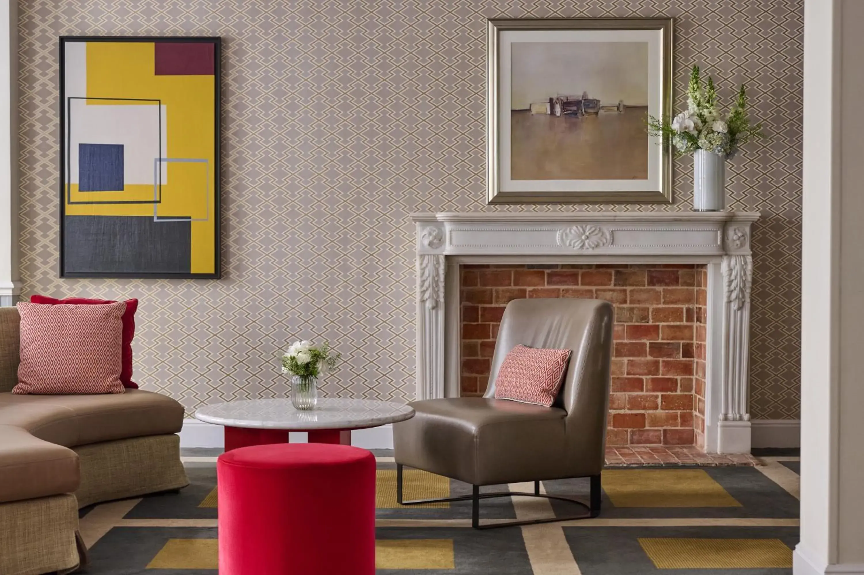 Lobby or reception in Fraser Suites Le Claridge Champs-Elysées Lobby or reception in Fraser Suites Le Claridge Champs-Elysées