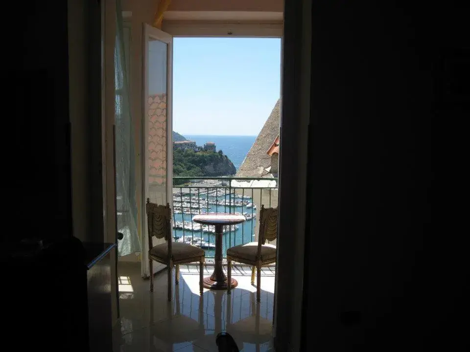 Deluxe Quadruple Room - single occupancy in Kirillos IN CILENTO Deluxe Quadruple Room - single occupancy in Kirillos IN CILENTO