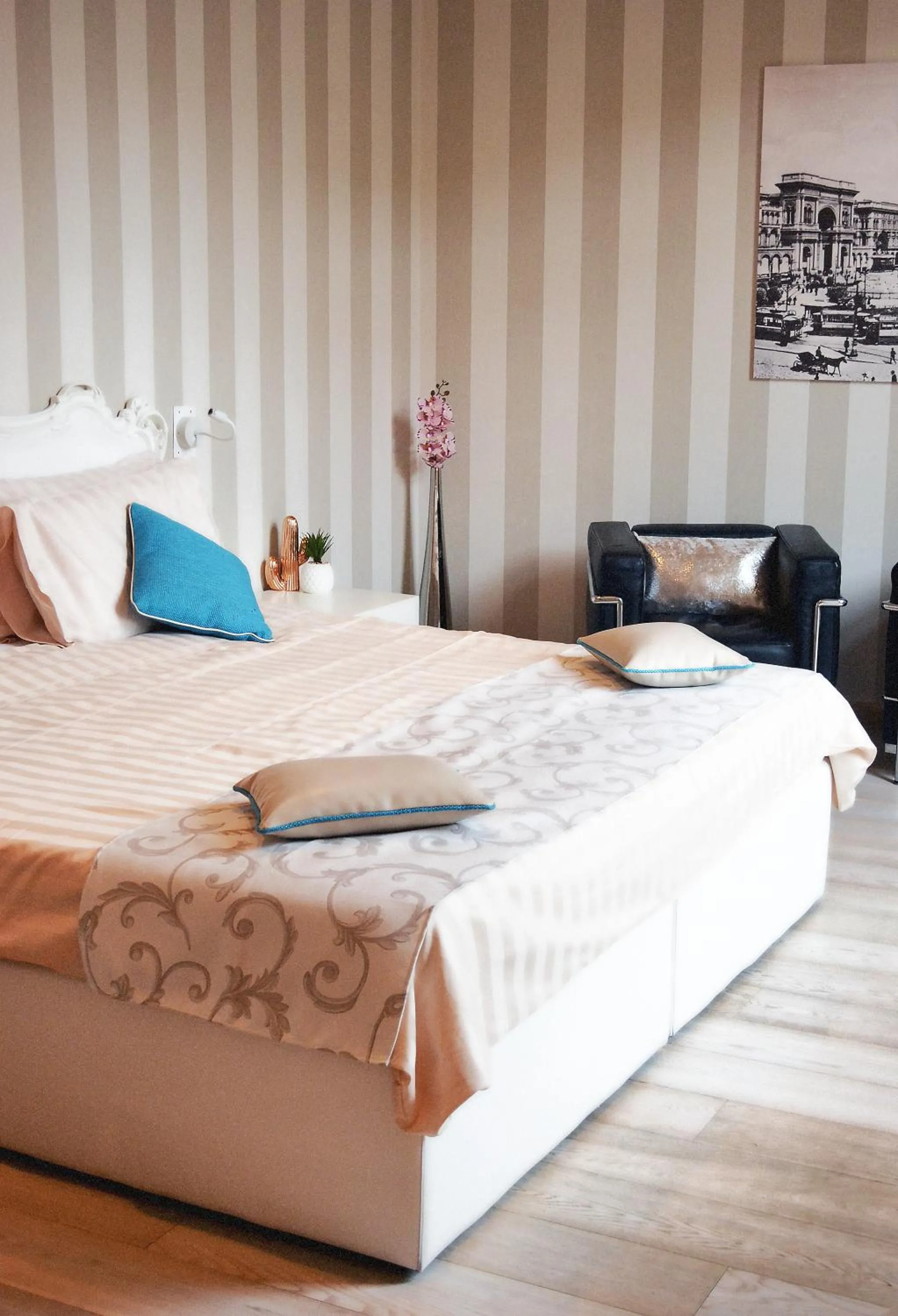 Photo of the whole room, Bed in Rooms Milano Duomo