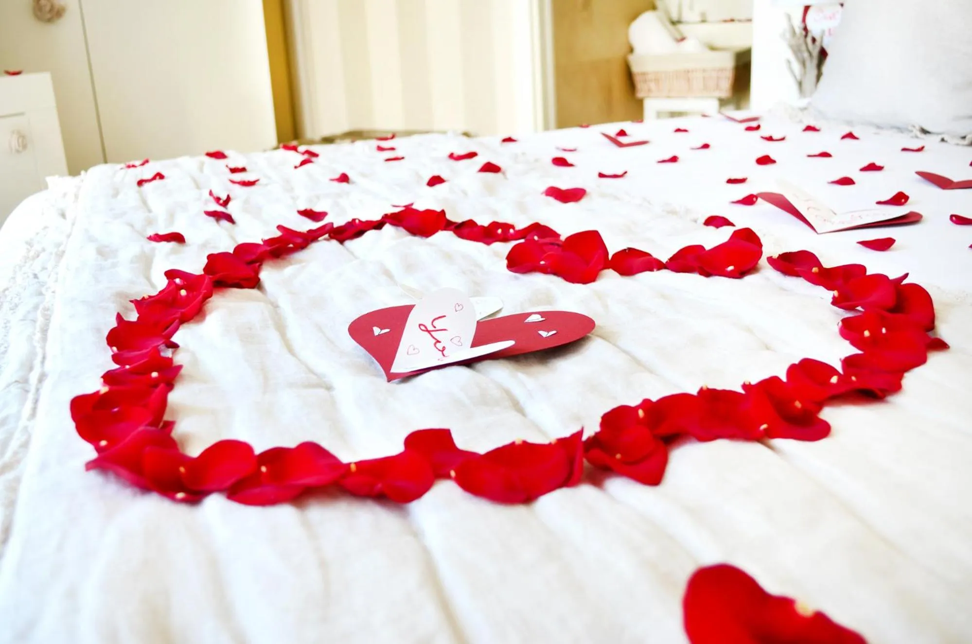 Decorative detail, Bed in Rooms Milano Duomo