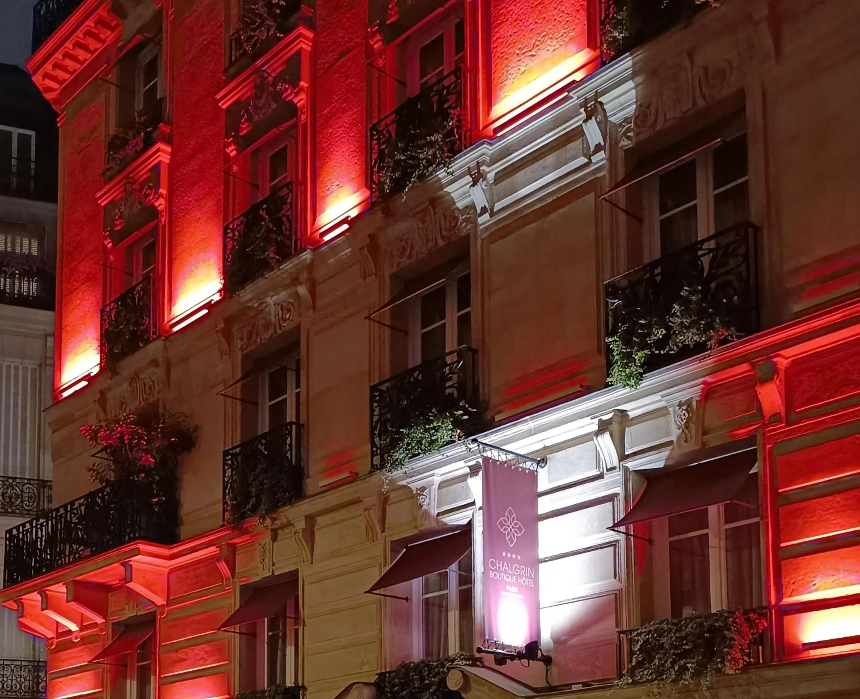 Property building in Chalgrin Boutique Hotel