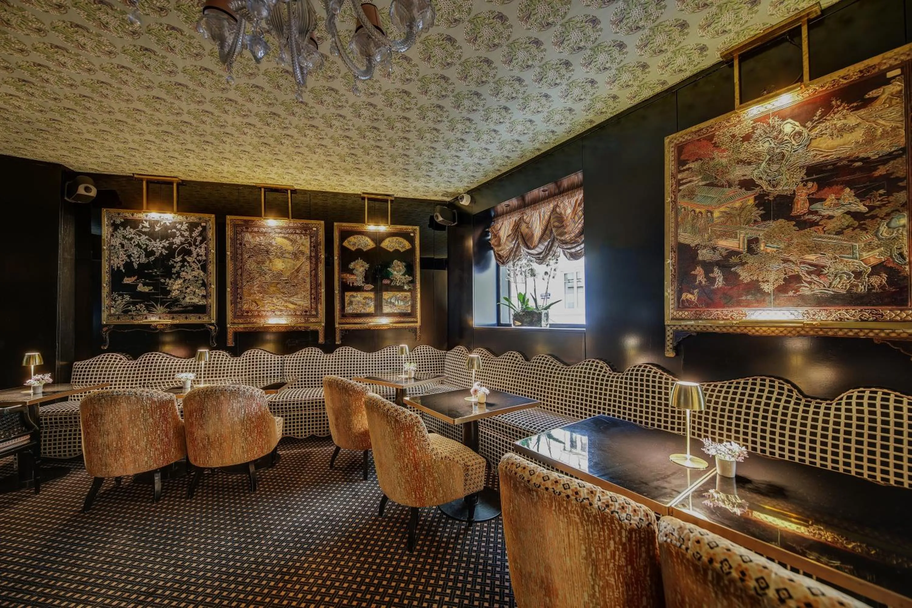 Dining area in Chalgrin Boutique Hotel