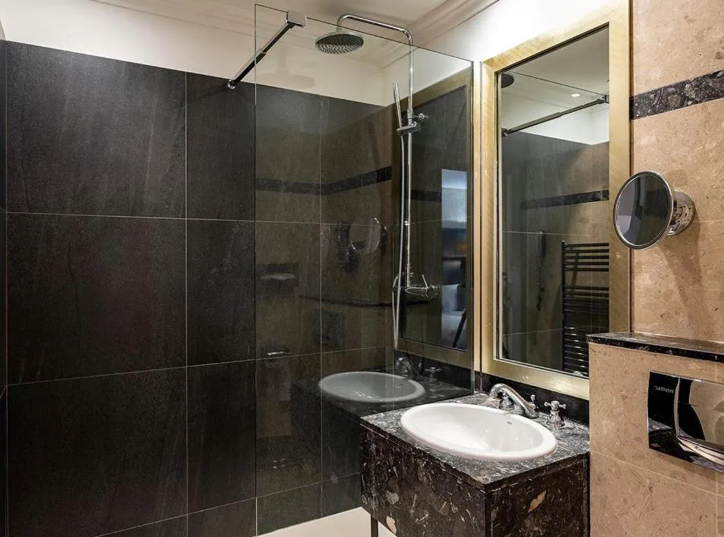 Chalgrin Boutique Hotel