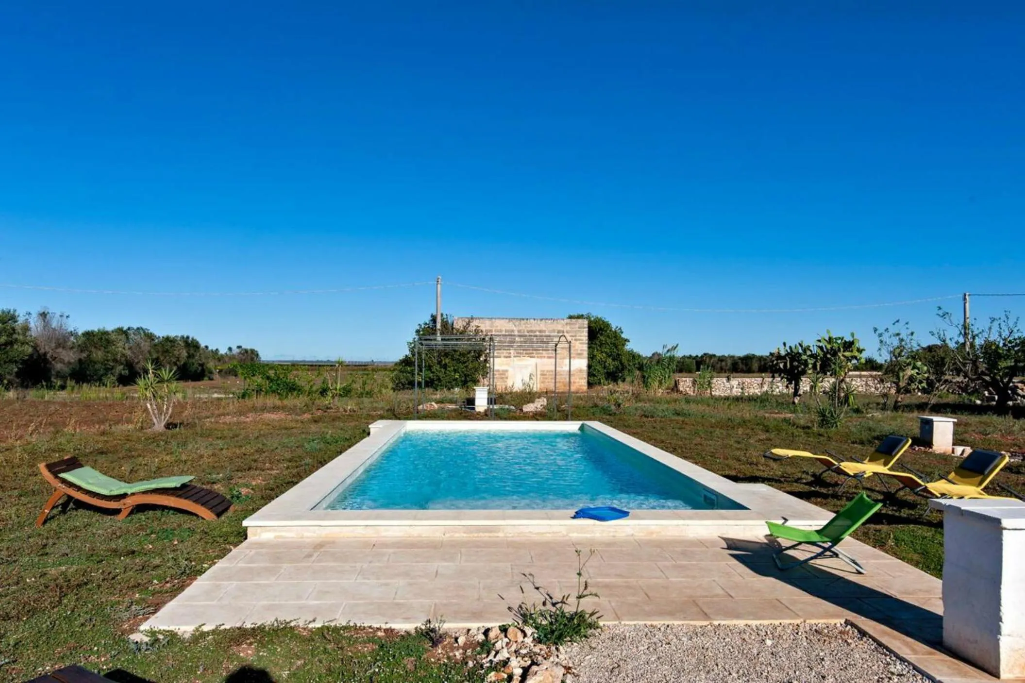 Pool view in Casina Solatia