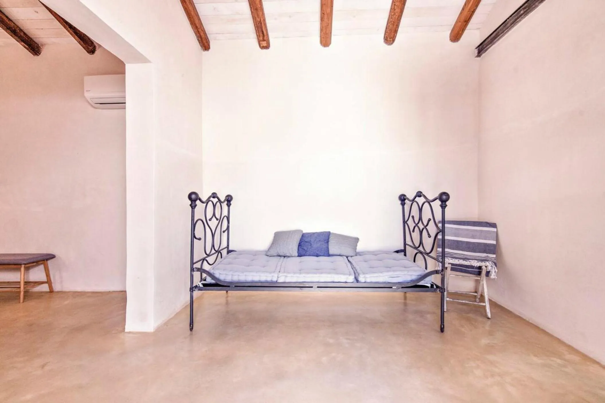 Photo of the whole room in Casina Solatia