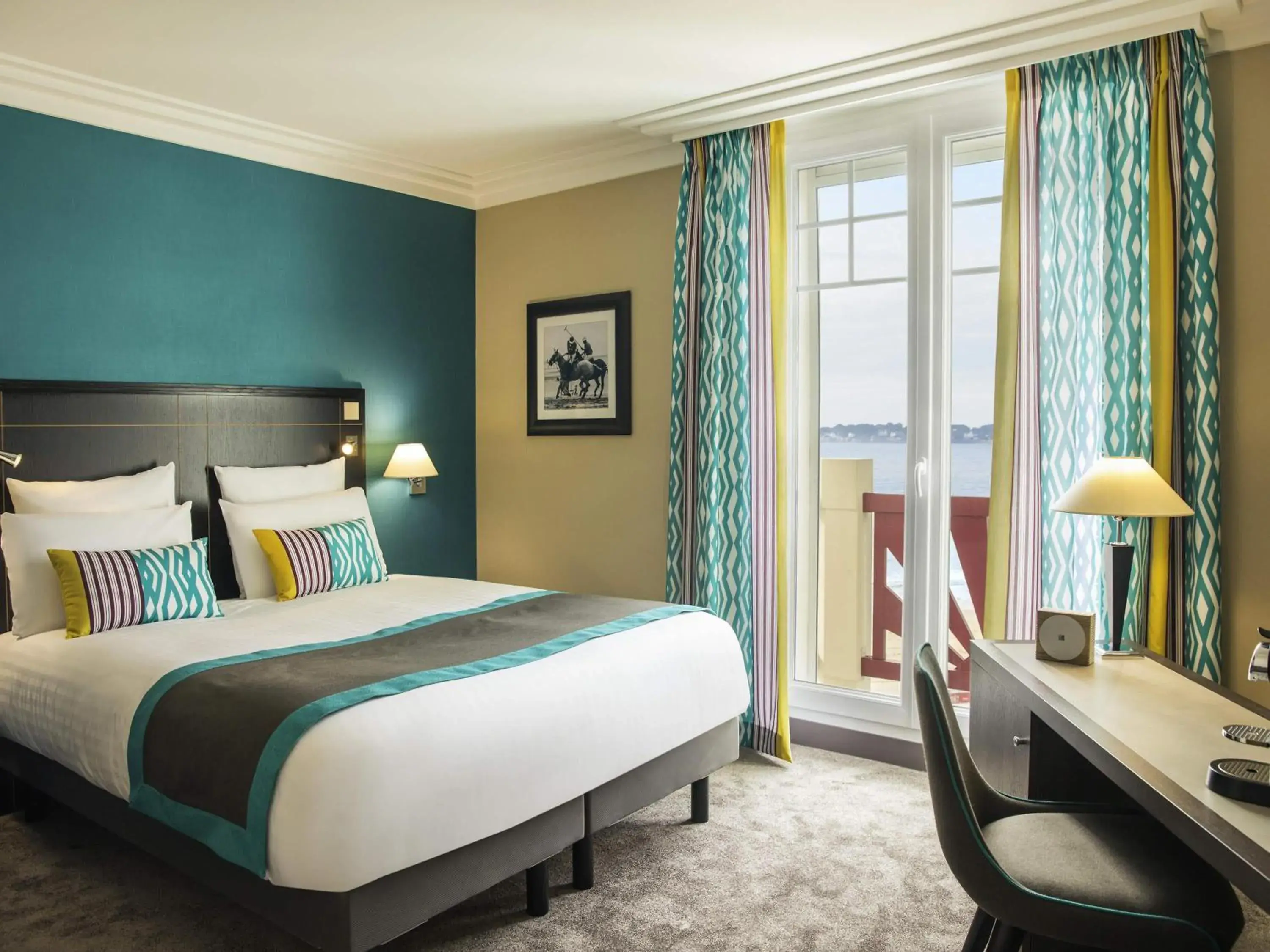 Privilege Double Room with Sea View in Hotel Mercure La Baule Majestic Privilege Double Room with Sea View in Hotel Mercure La Baule Majestic