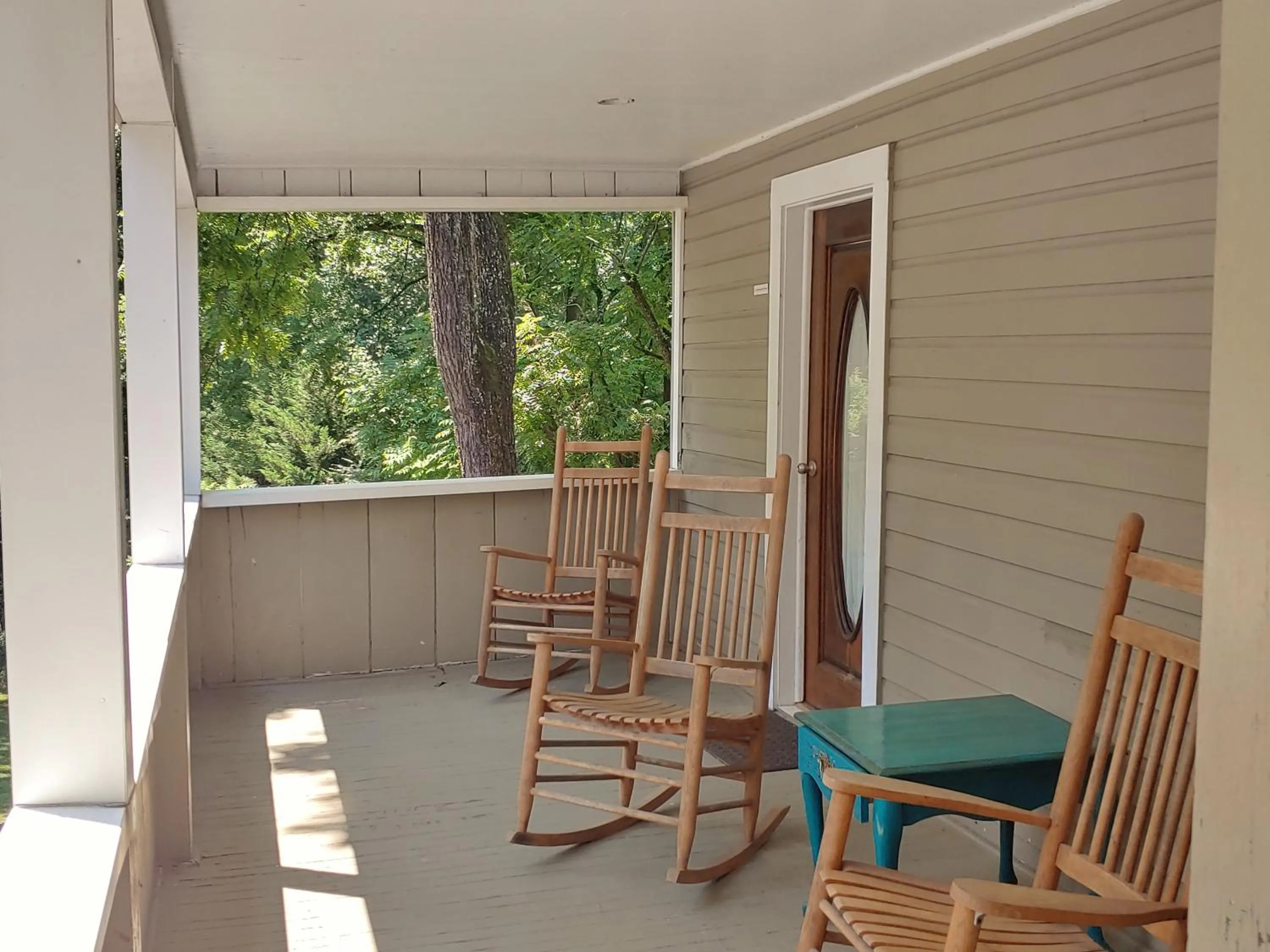 Patio in McKinley Edwards Inn