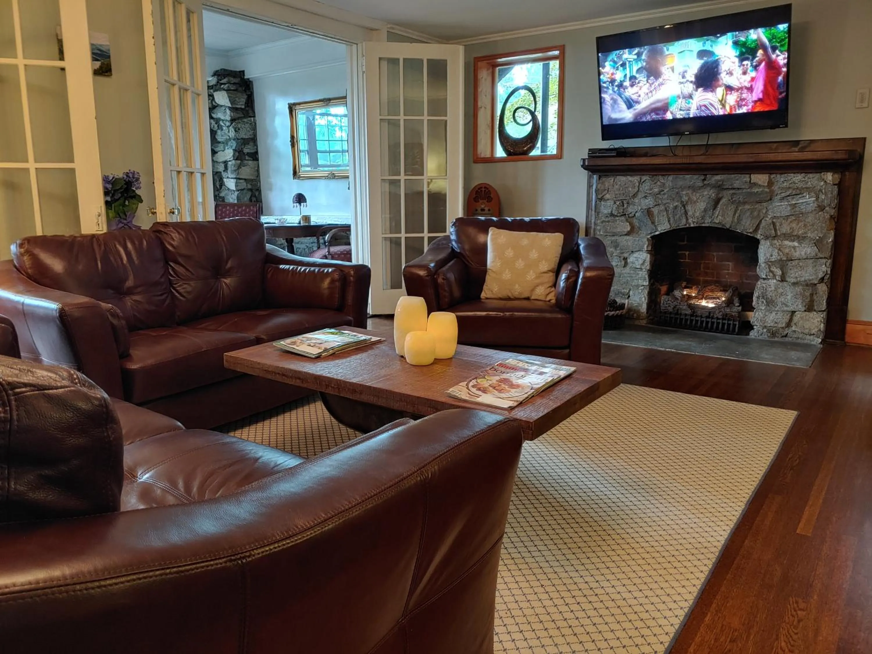 Living room in McKinley Edwards Inn
