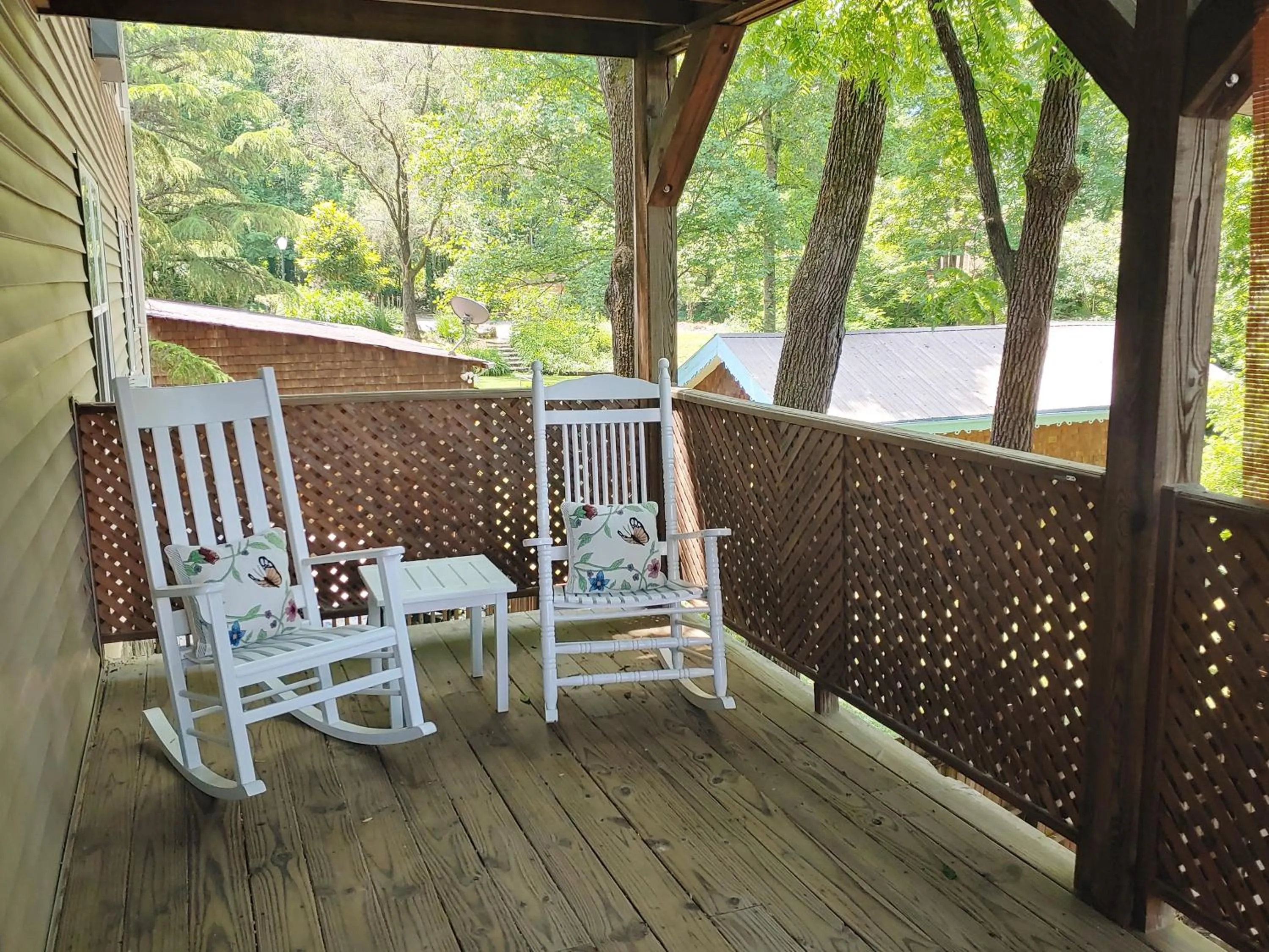 Patio in McKinley Edwards Inn