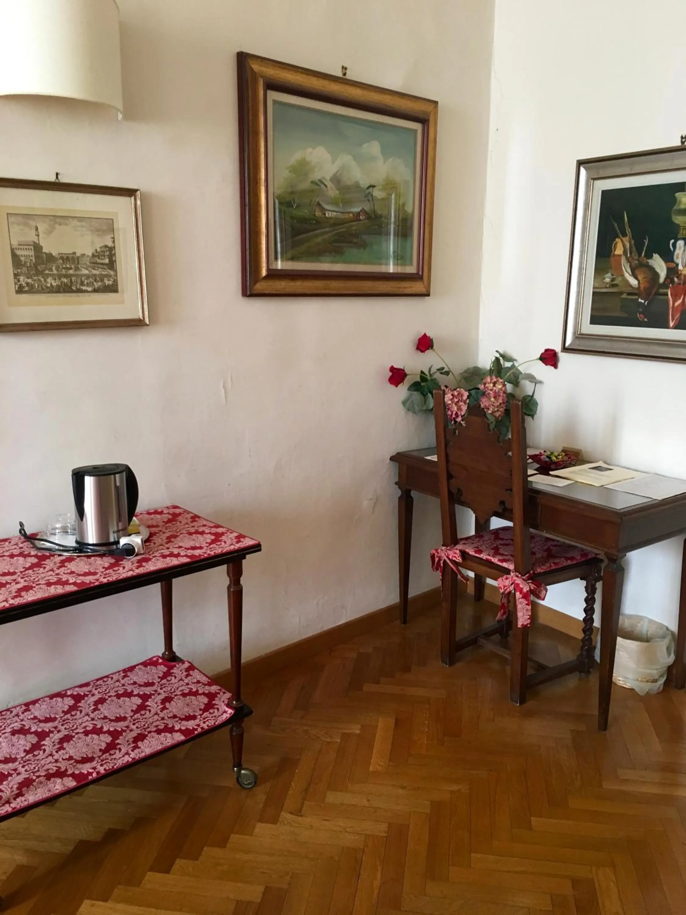 Coffee/tea facilities in Soggiorno Antica Torre