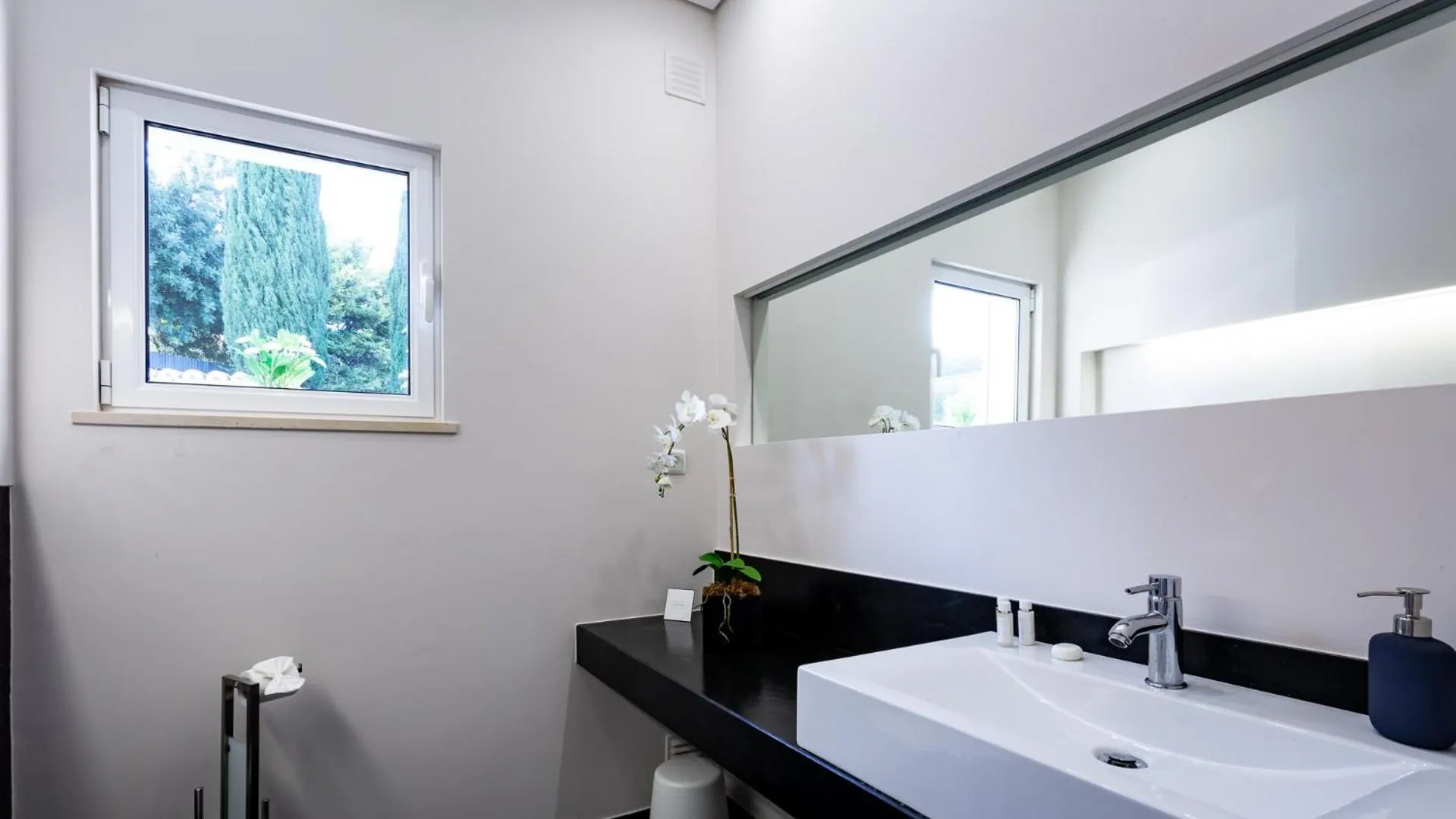 Bathroom in Villa Mebahel - Boliqueime