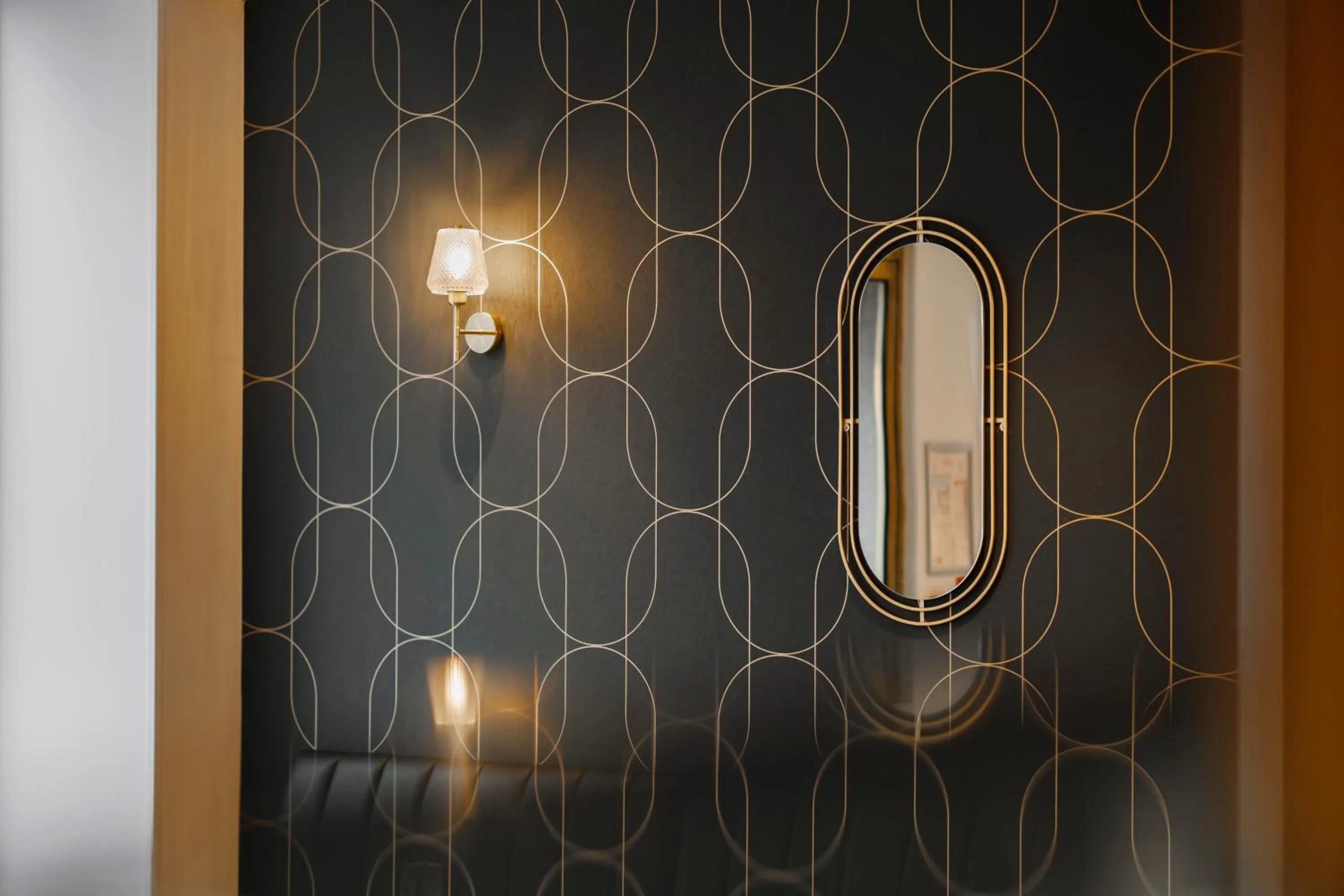 Lobby or reception in Hôtel du Parc Thionville Centre