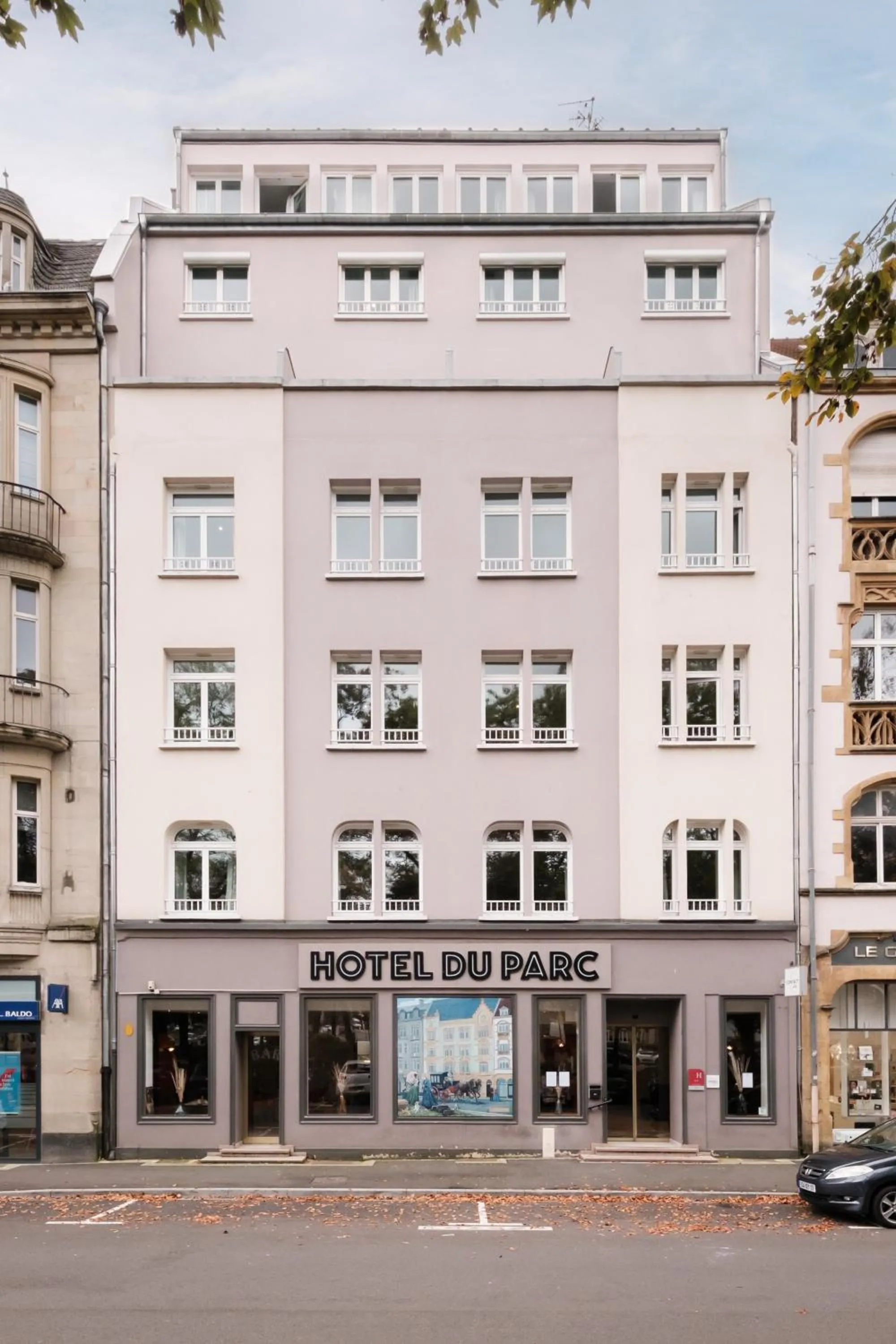 Property building in Hôtel du Parc Thionville Centre