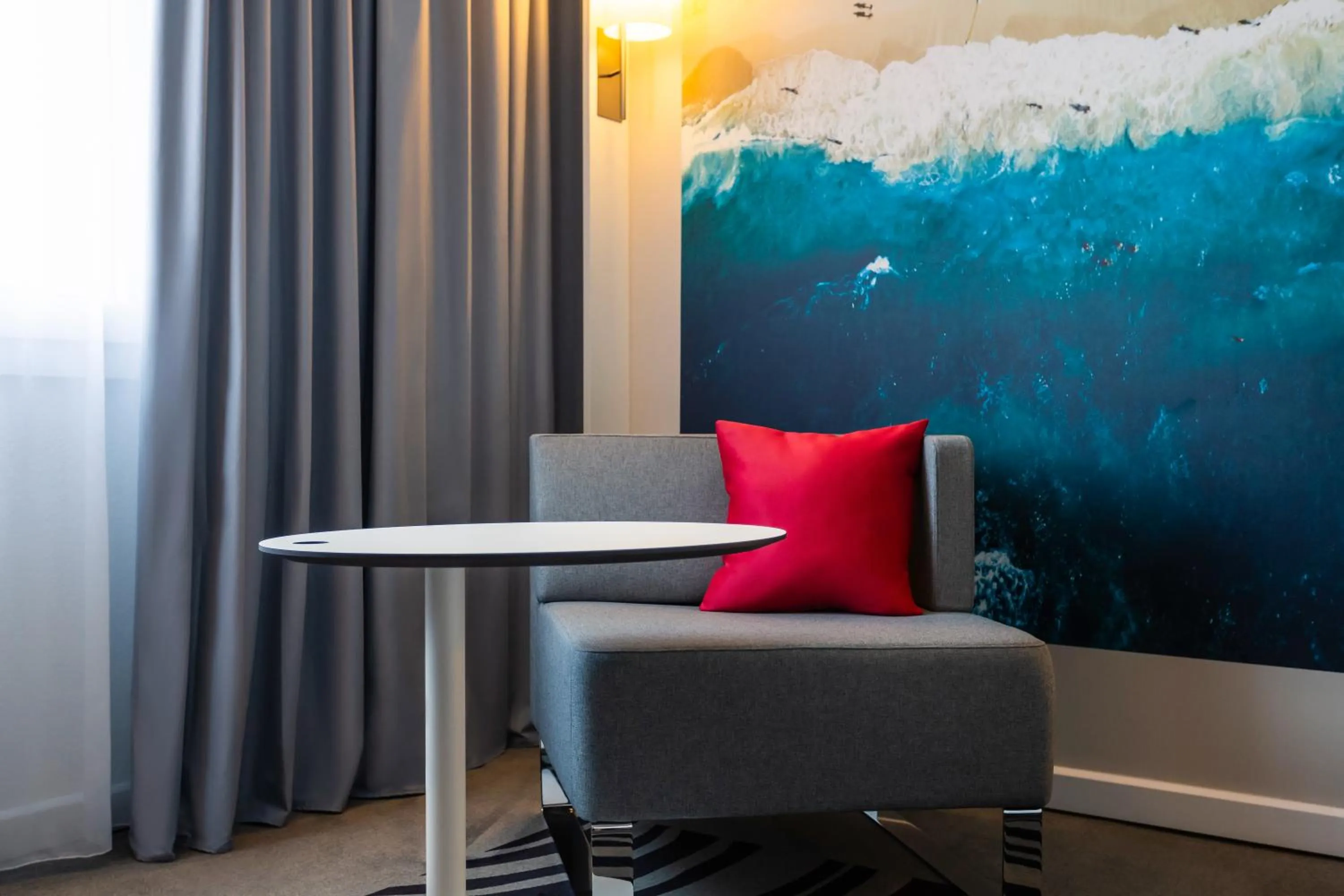 Bedroom in Novotel Bordeaux Centre Ville