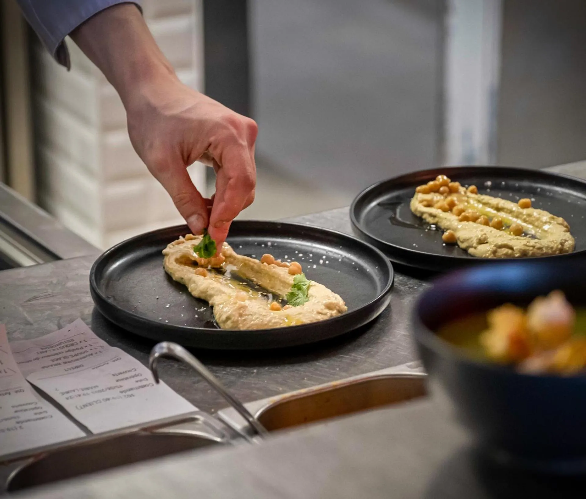 Restaurant/places to eat in Novotel Bordeaux Centre Ville