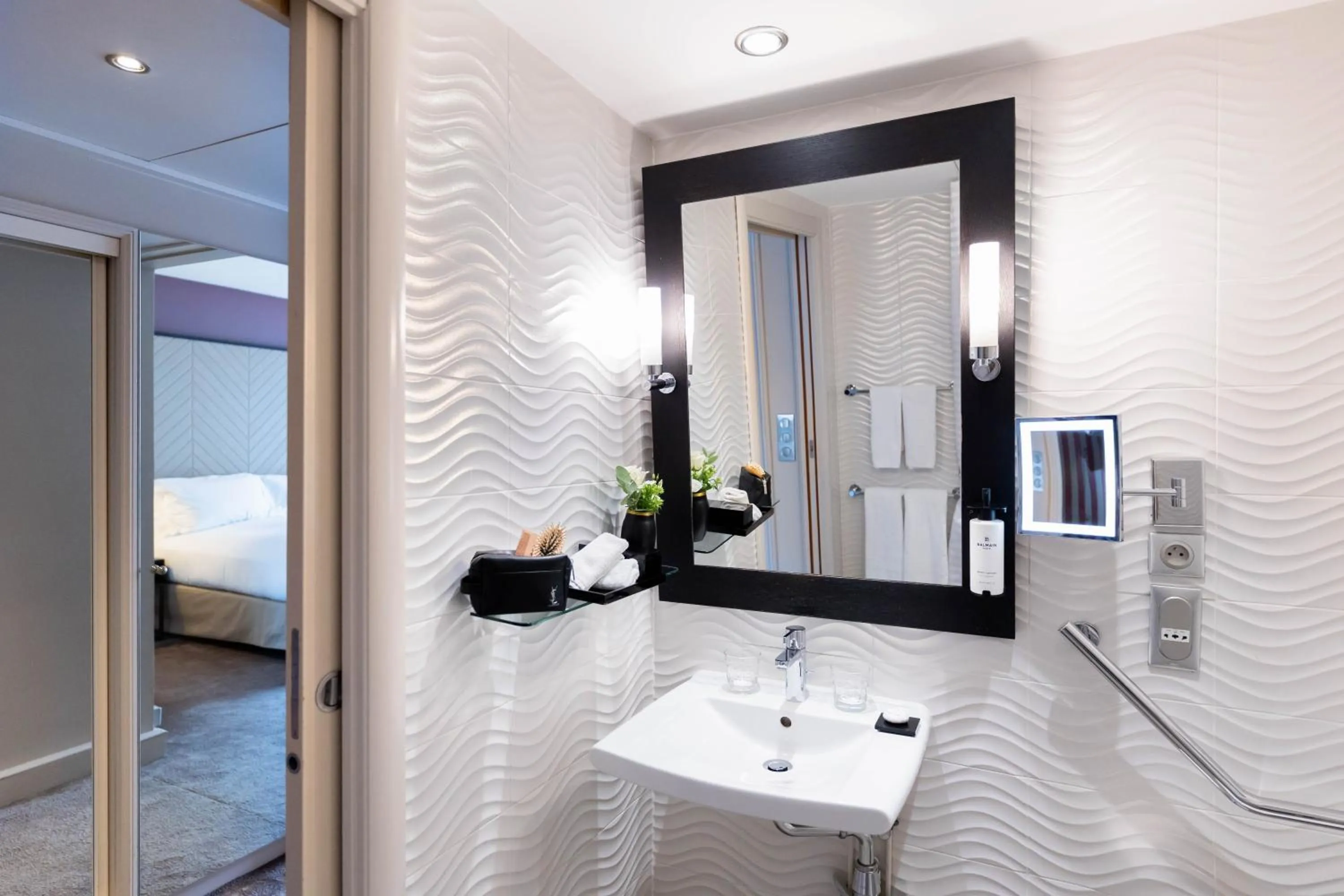 Bathroom in Sofitel Strasbourg Grande Ile