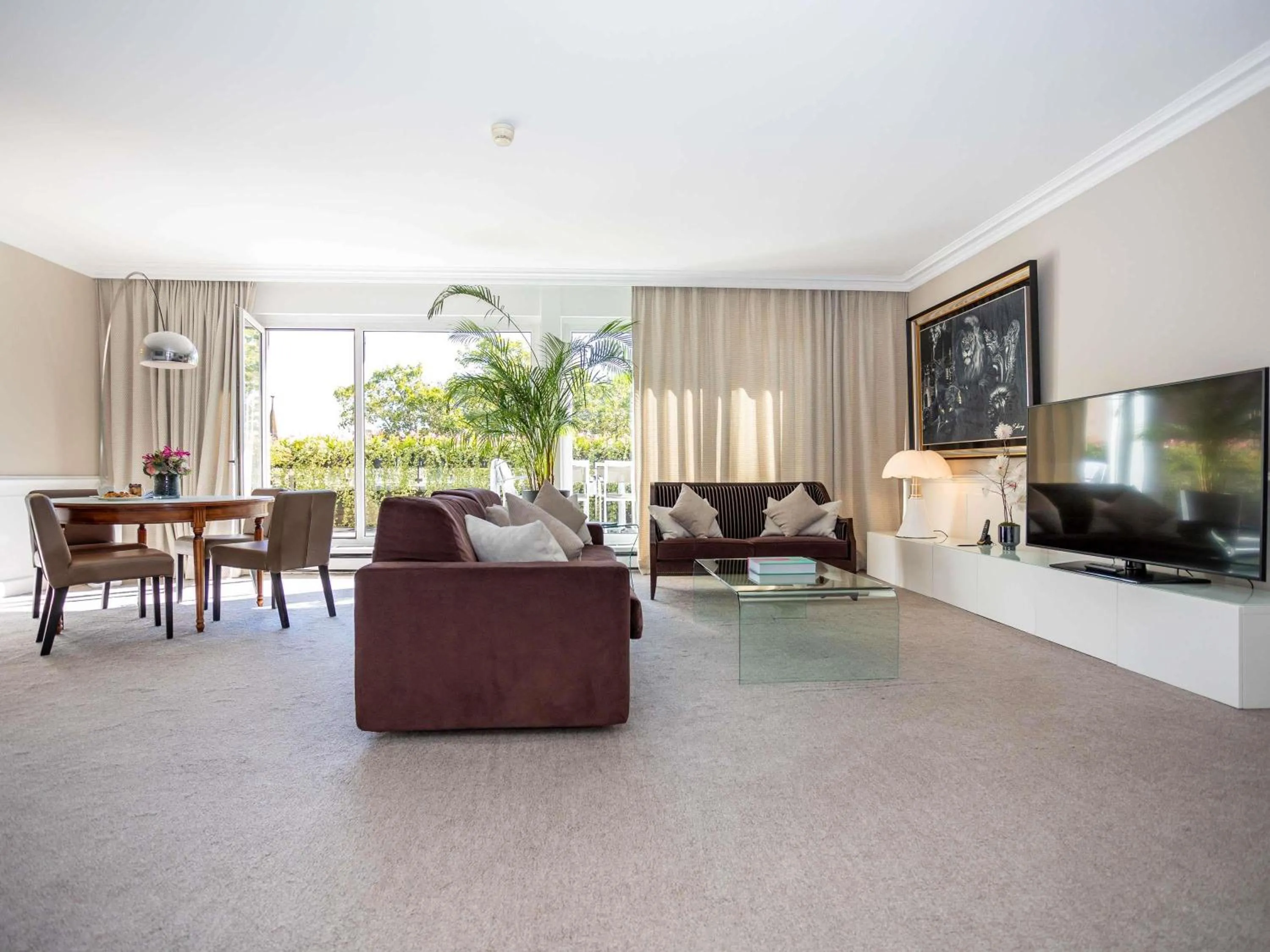 Bedroom in Sofitel Strasbourg Grande Ile