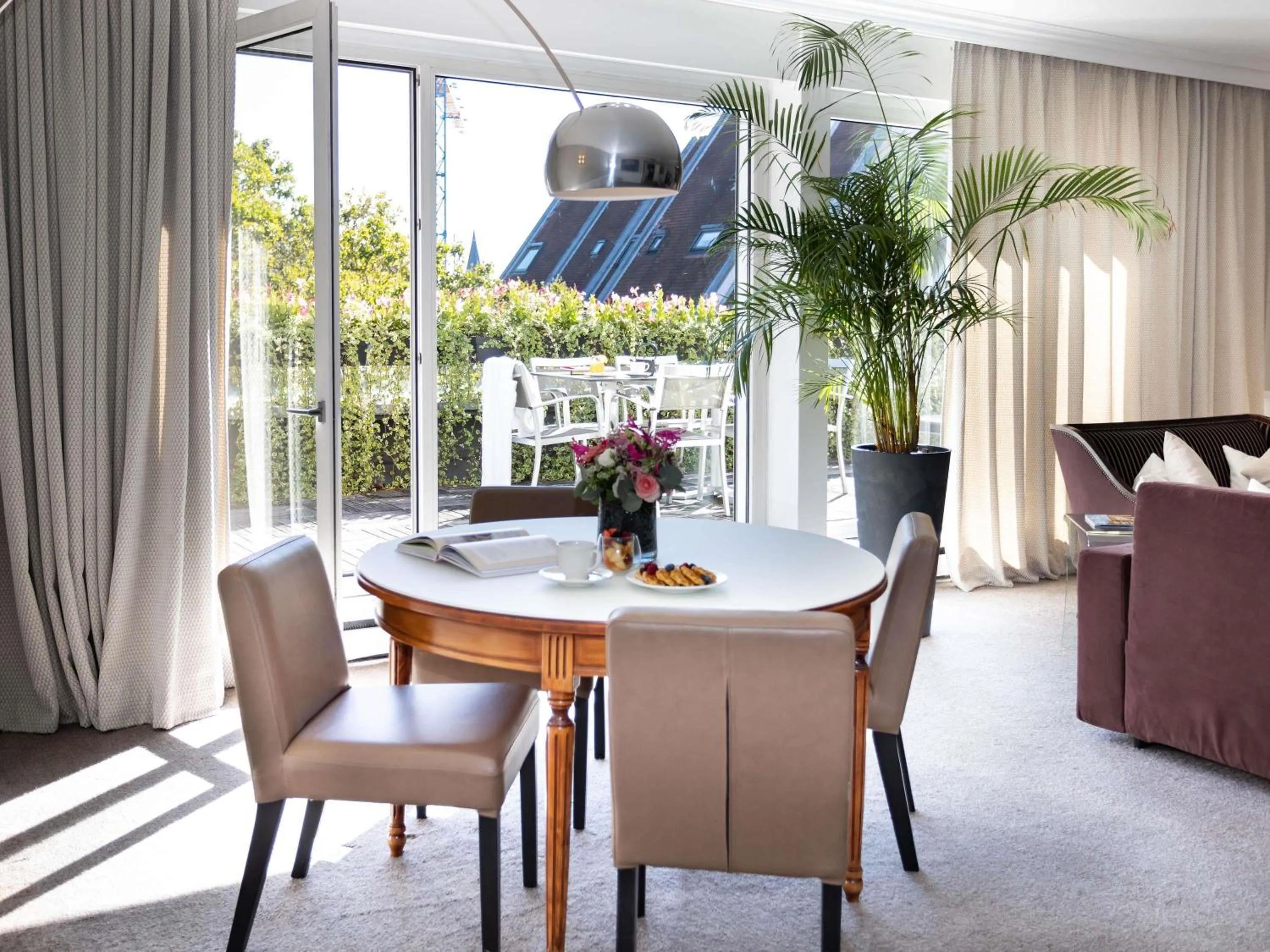 Bedroom in Sofitel Strasbourg Grande Ile